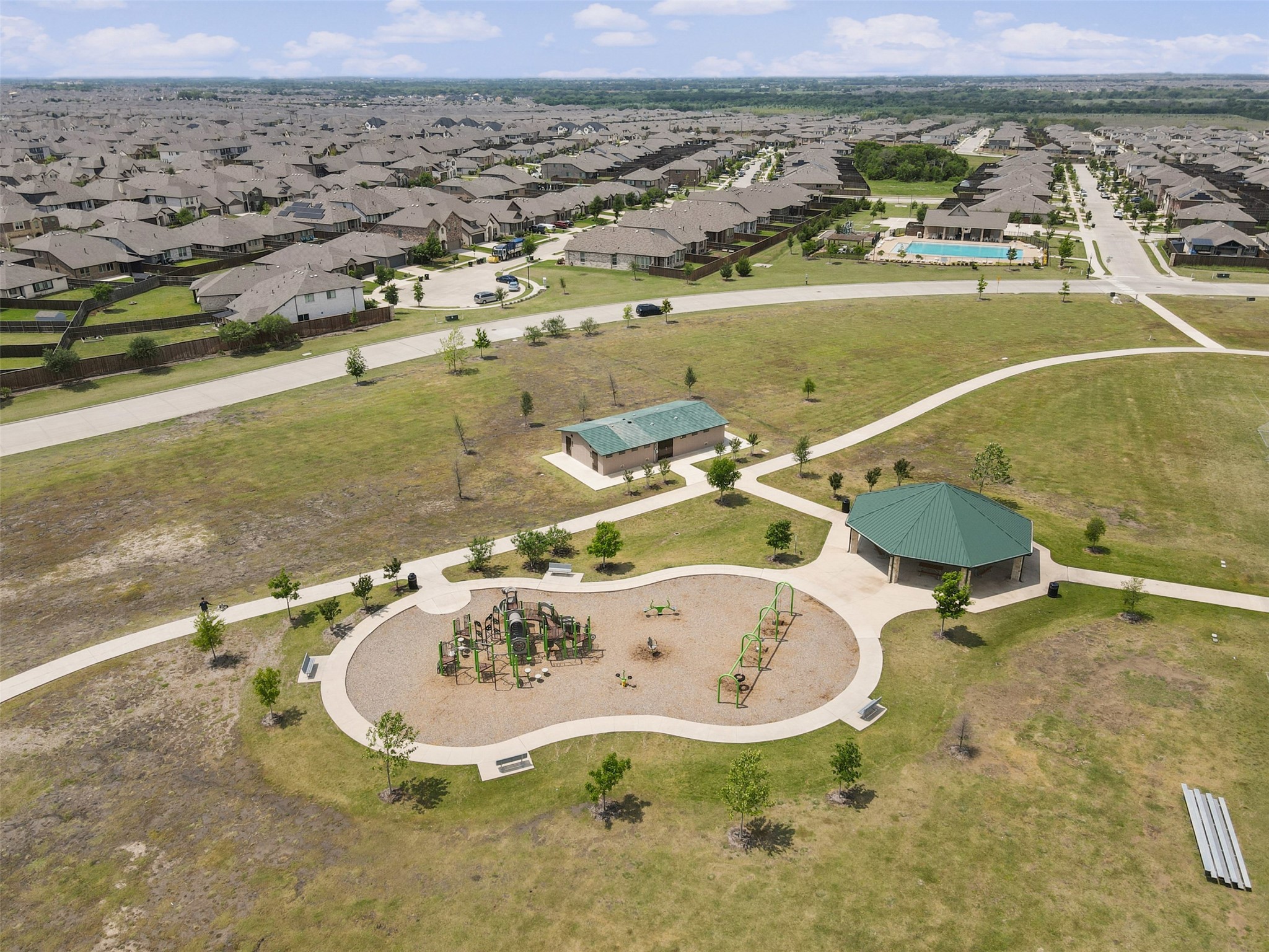 1305 Saddle Ridge Drive