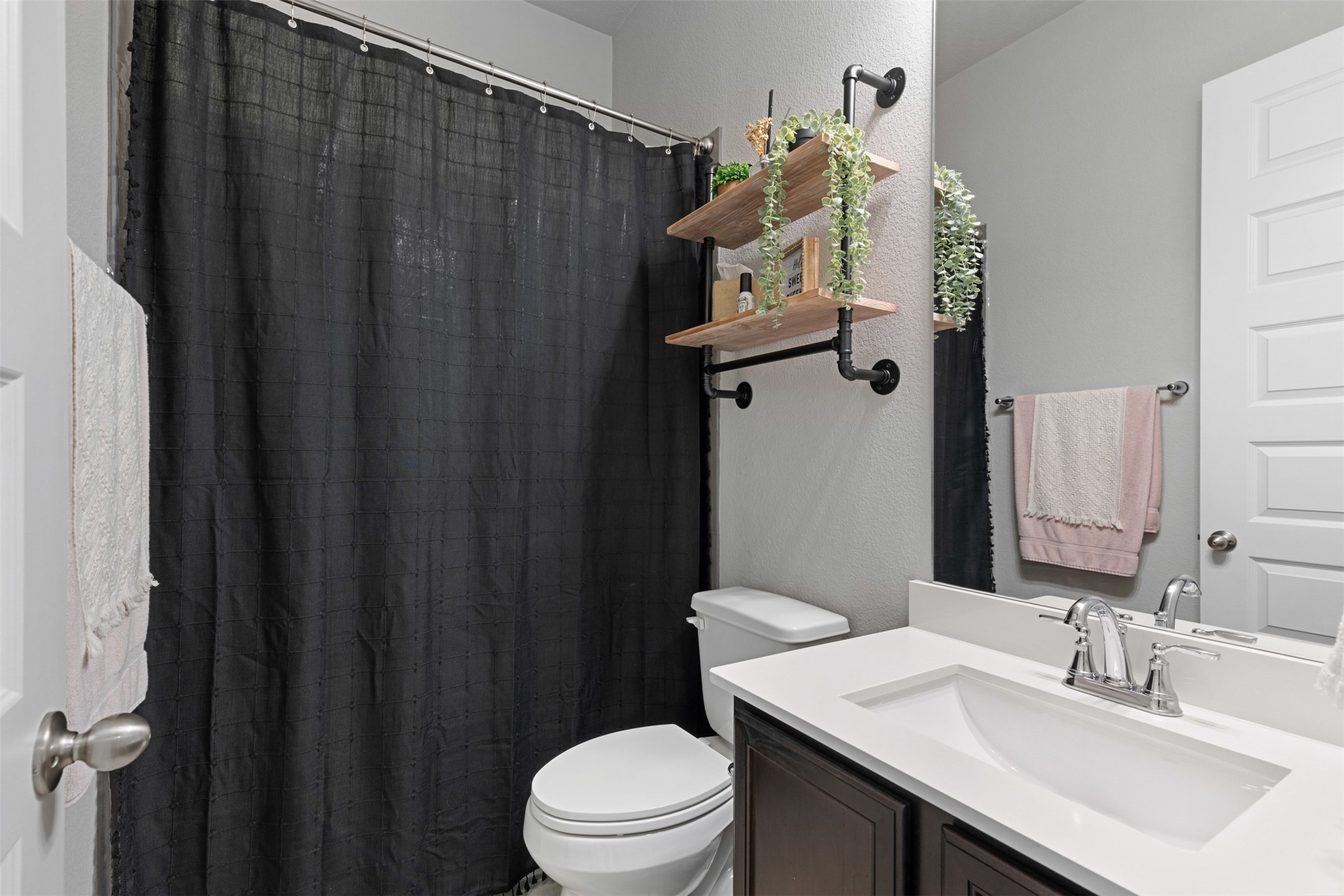 1305 Saddle Ridge Drive