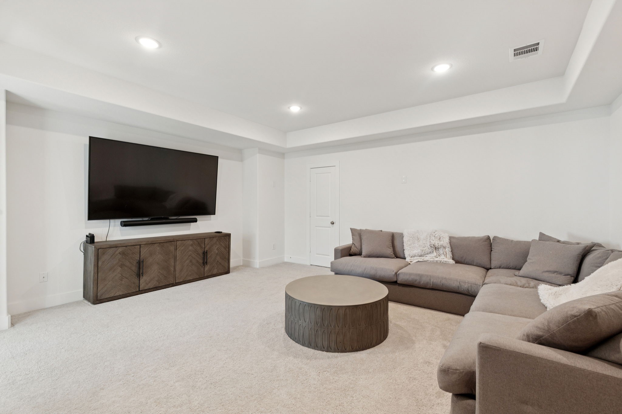 1408 Ellicott Drive