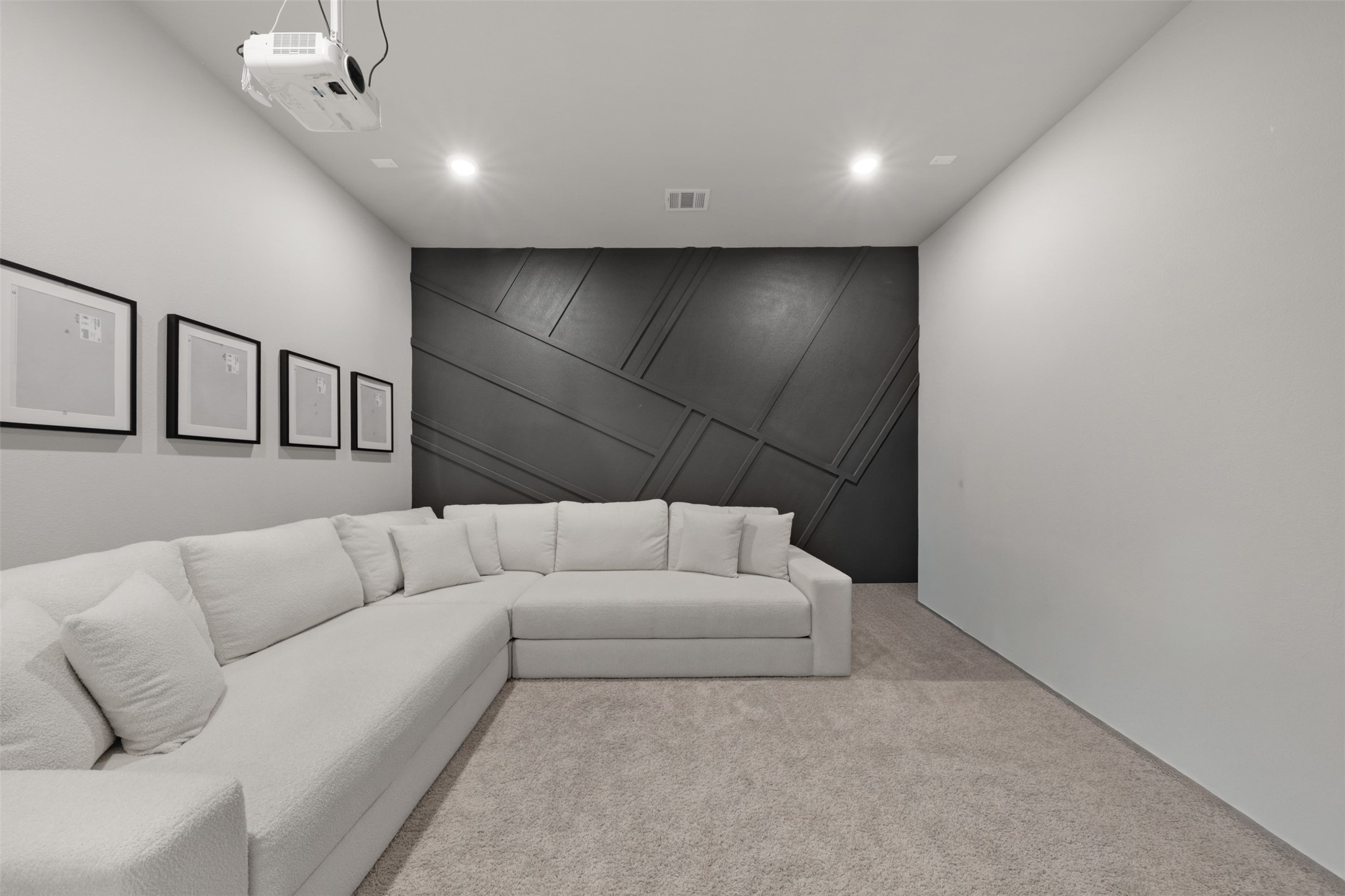 2176 Spencer Lane