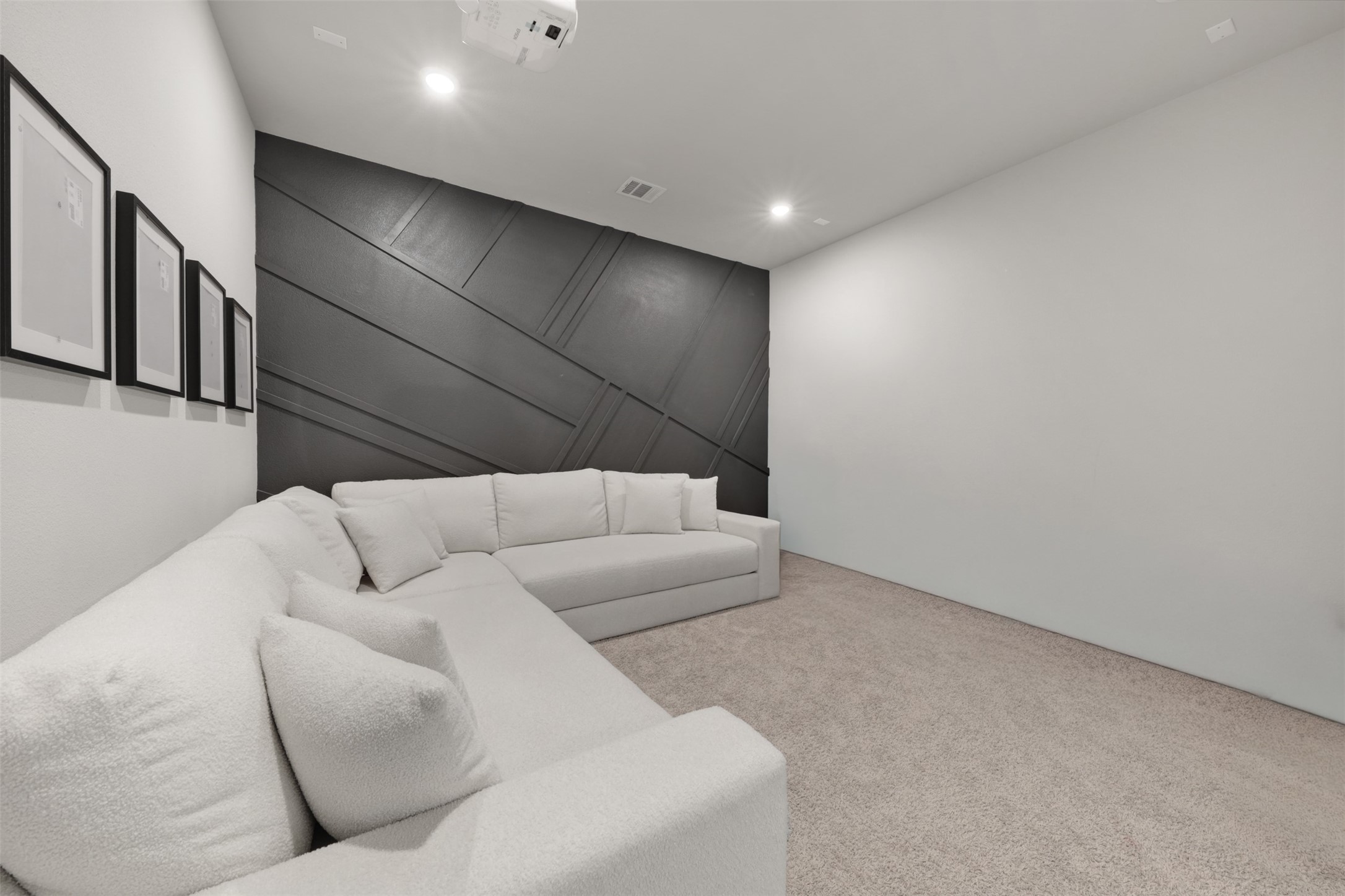 2176 Spencer Lane