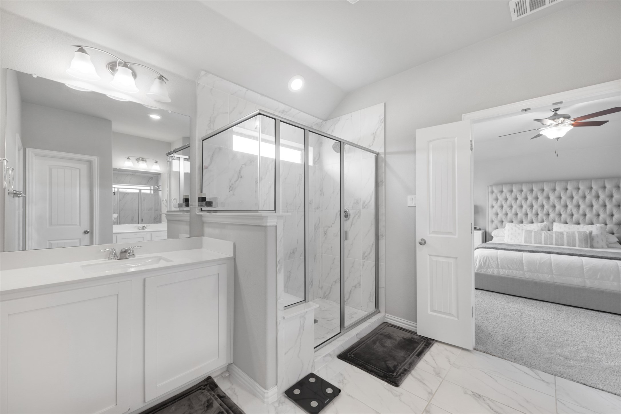 2176 Spencer Lane