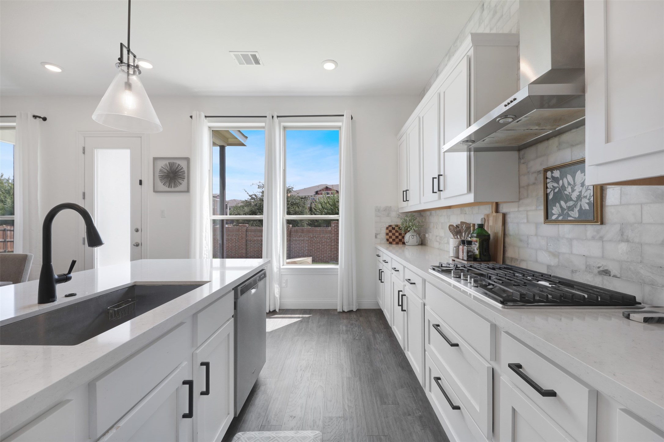 2176 Spencer Lane