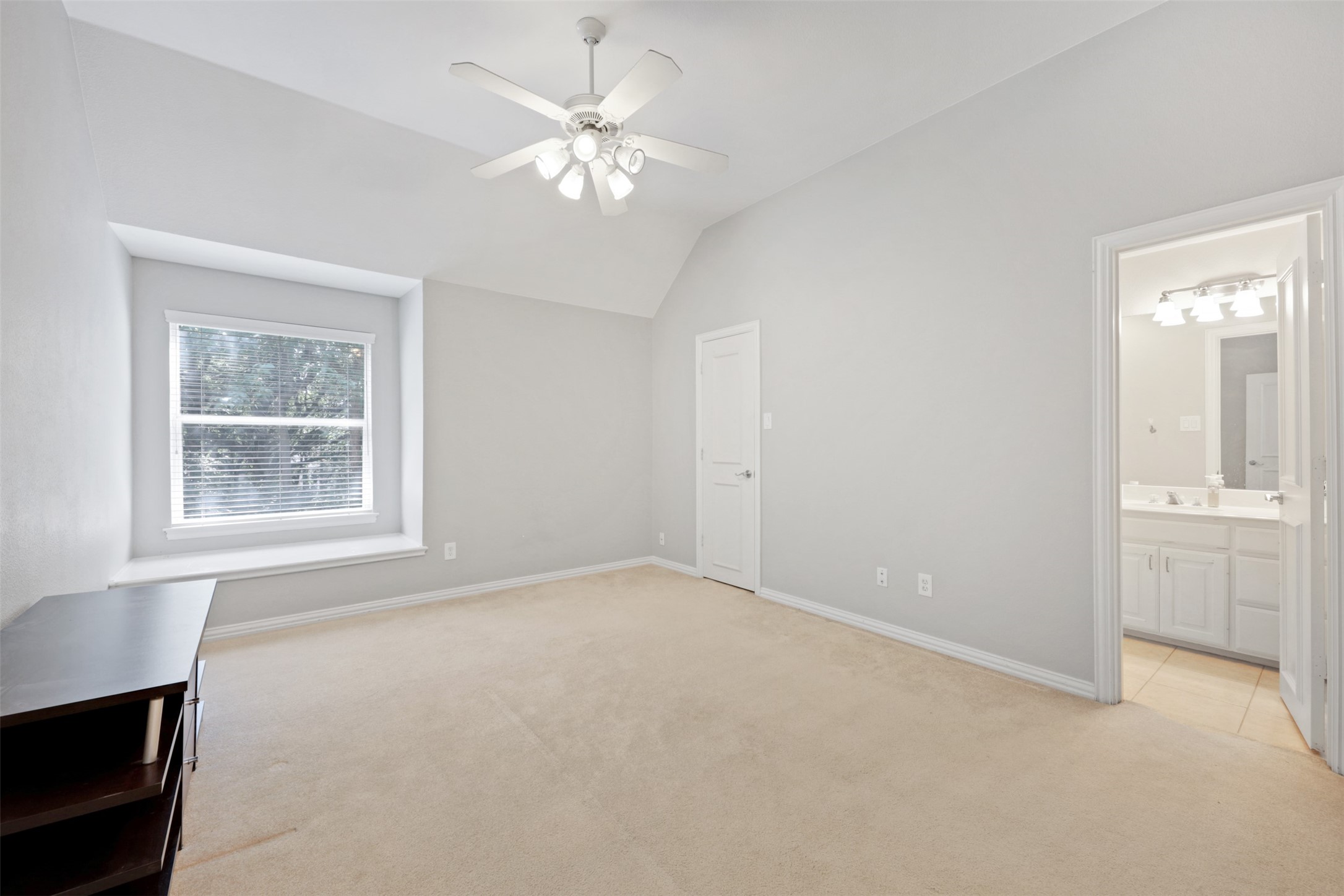 2203 Misty Way