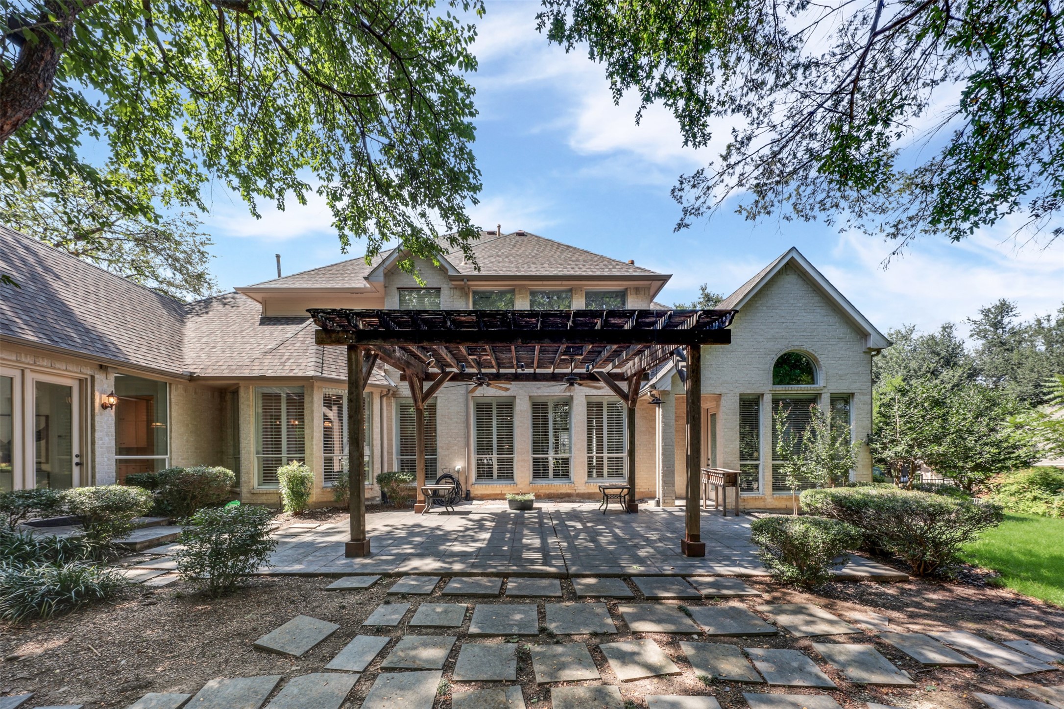 2203 Misty Way