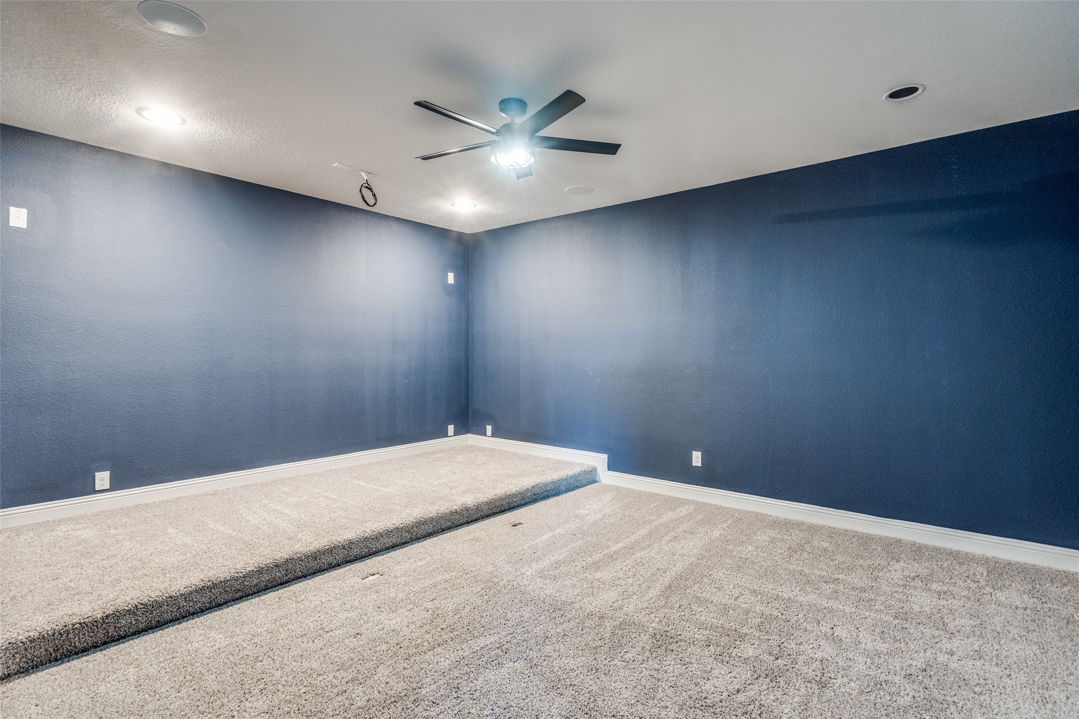 6105 Horsetail Drive