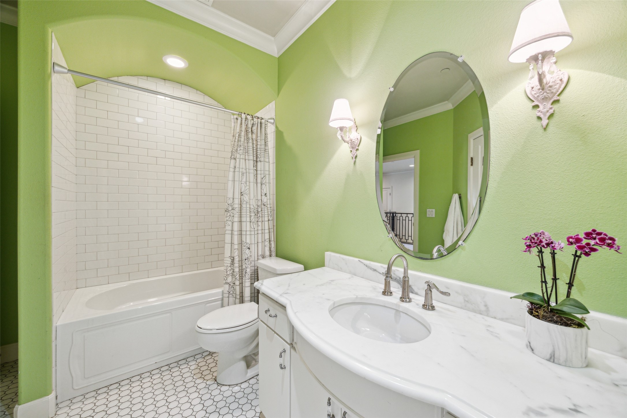 1405 Pecan Hollow Trail