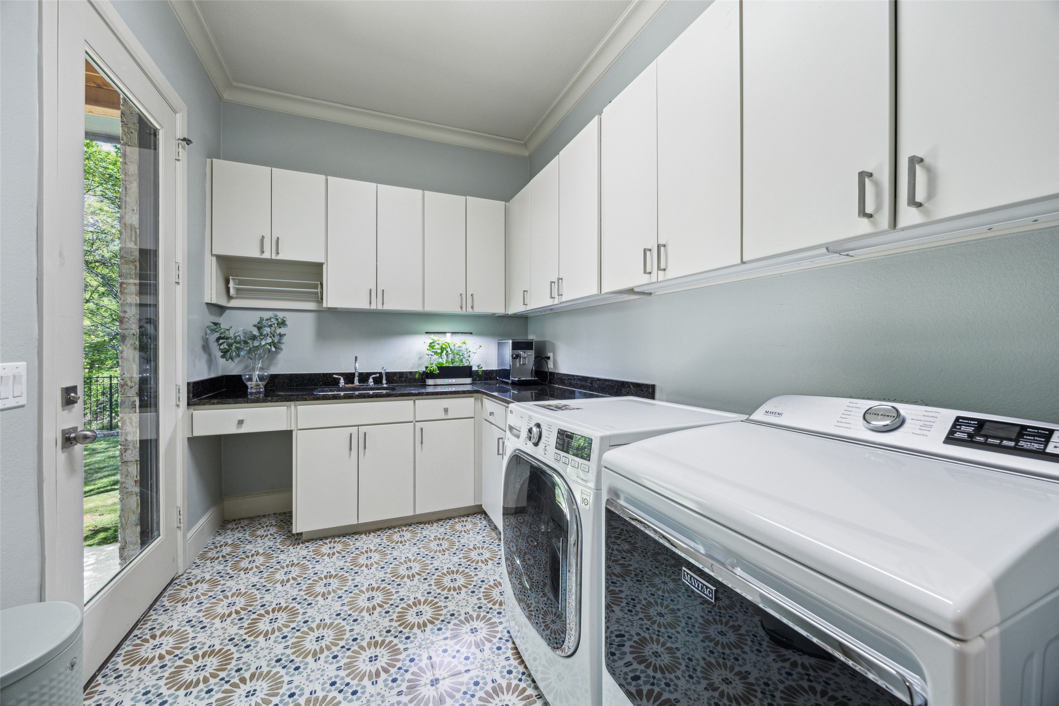 1405 Pecan Hollow Trail
