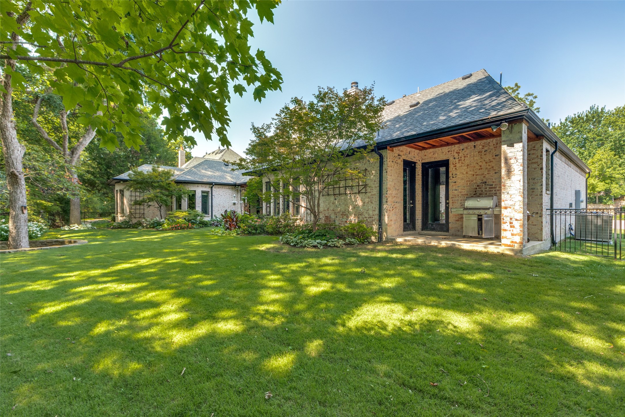 1405 Pecan Hollow Trail