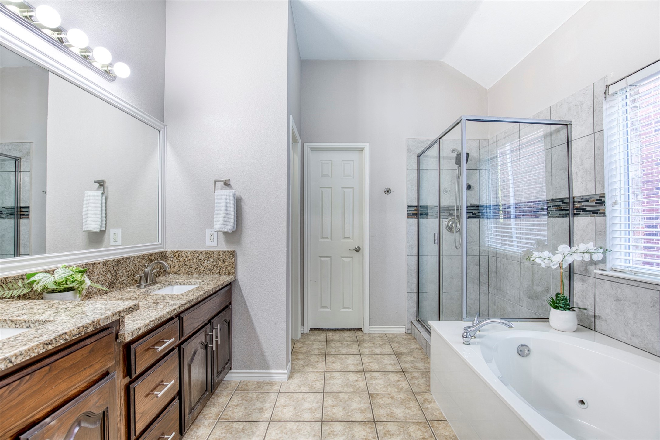 8408 Blacktail Trail
