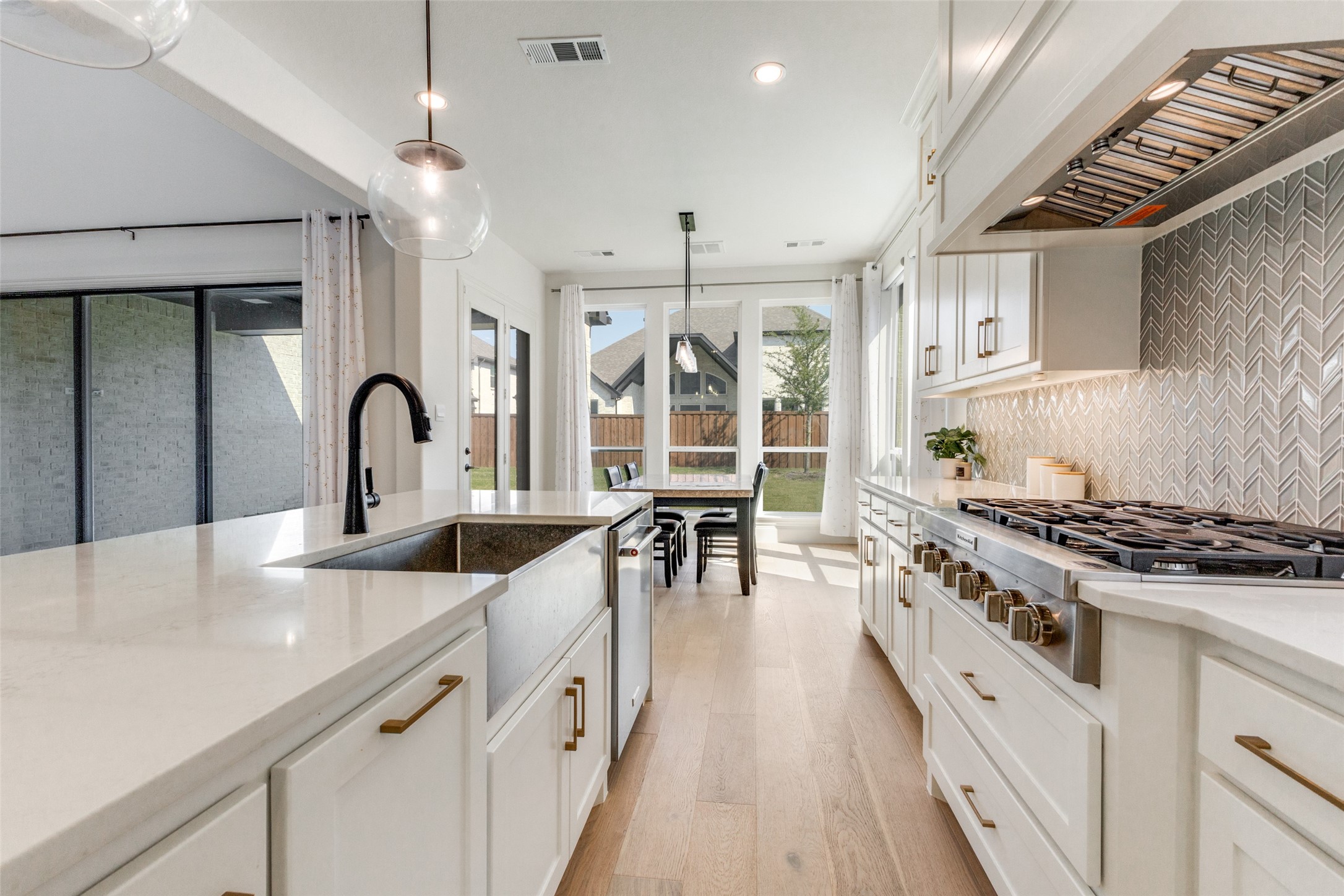 2500 Whitewood Drive