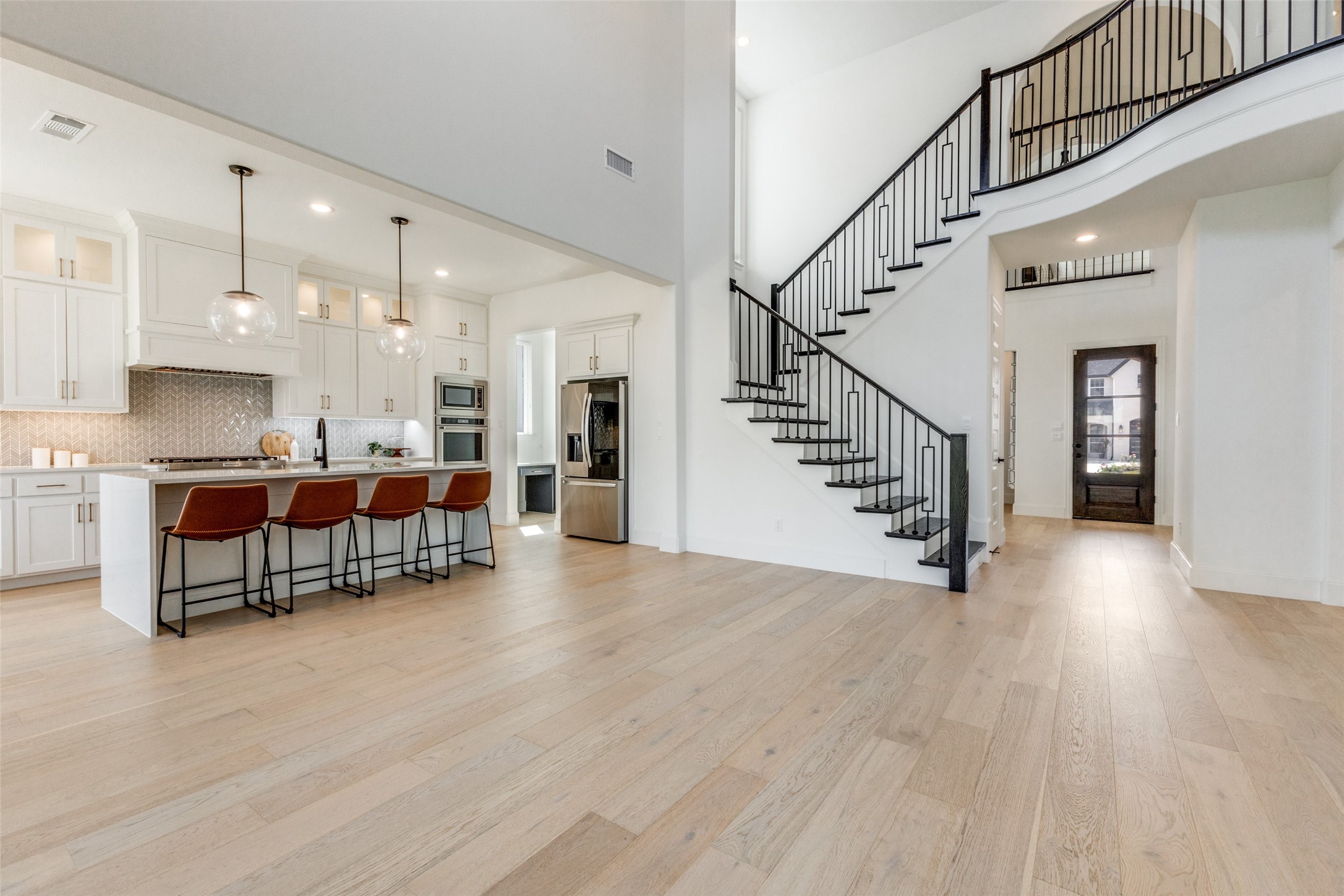 2500 Whitewood Drive