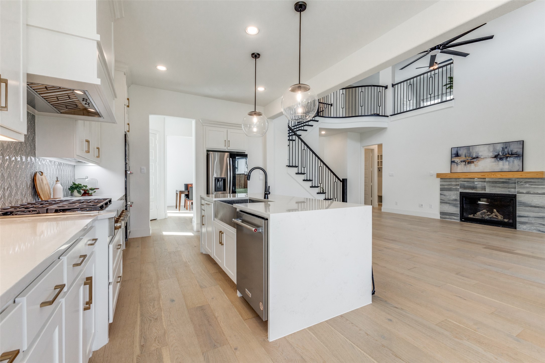 2500 Whitewood Drive