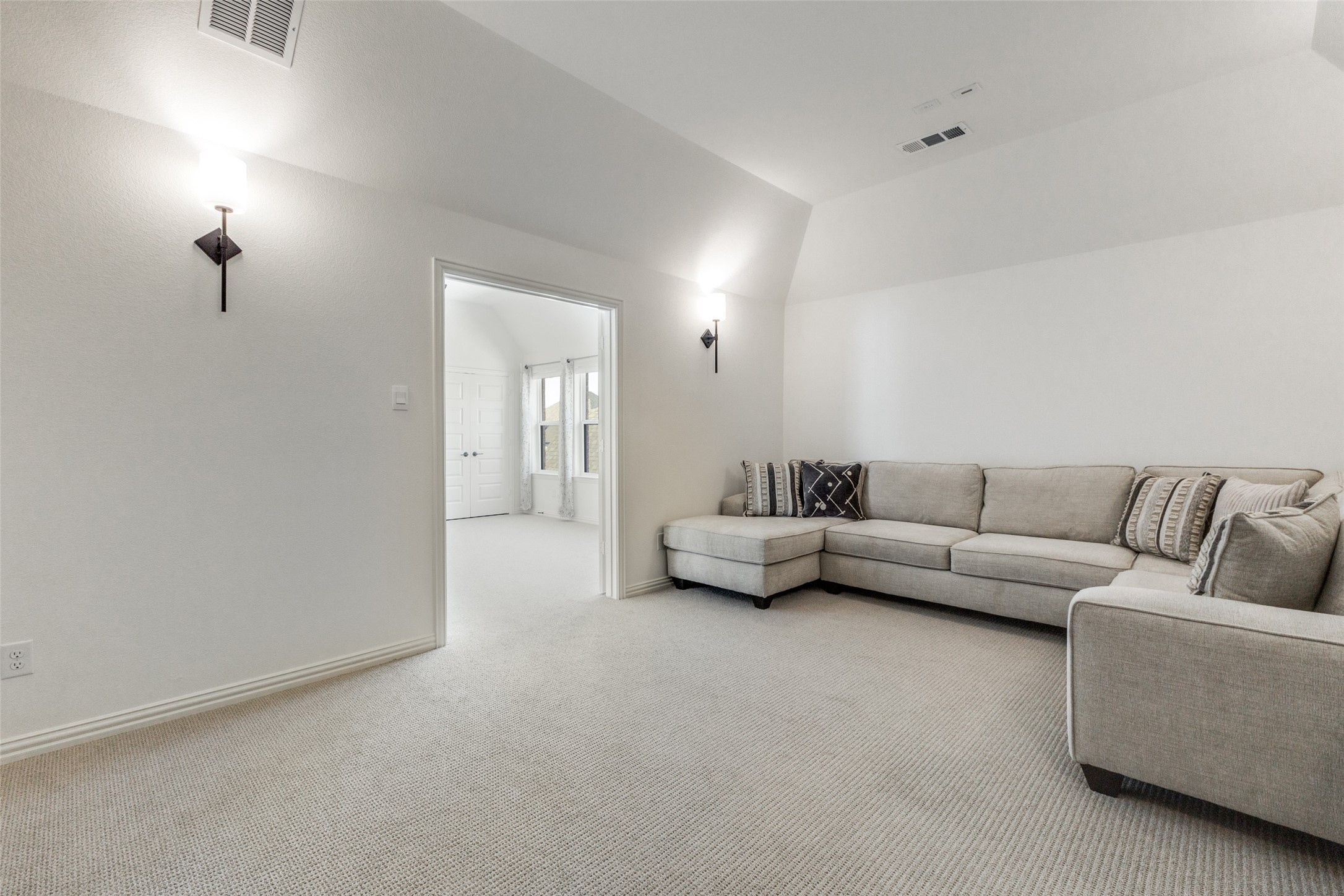 2500 Whitewood Drive