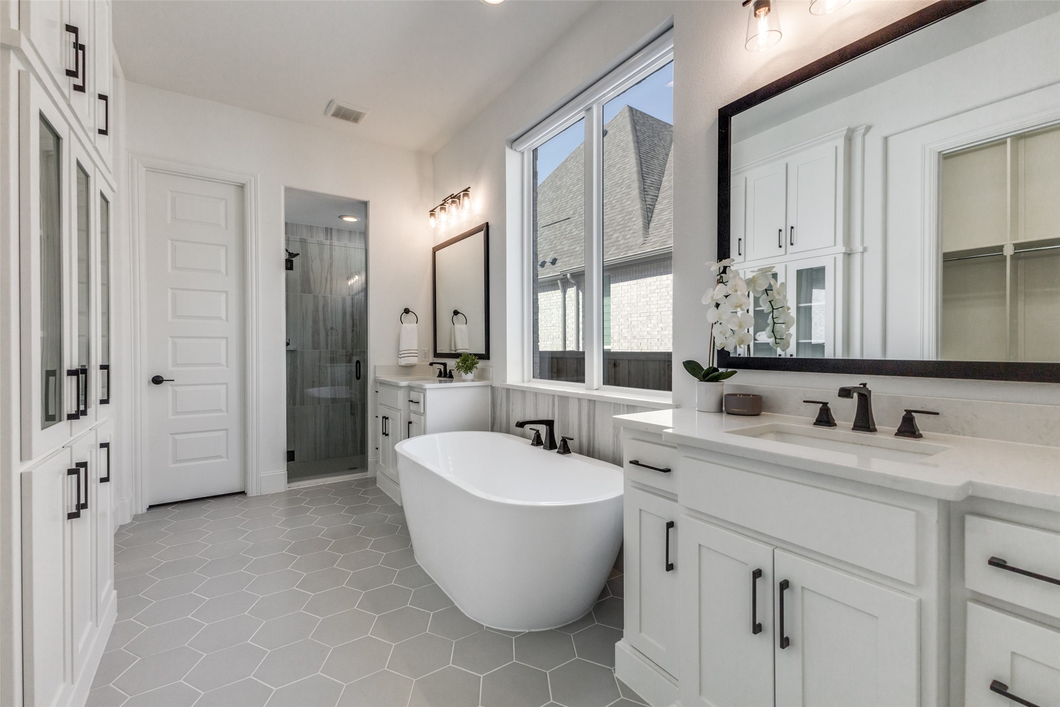 2500 Whitewood Drive