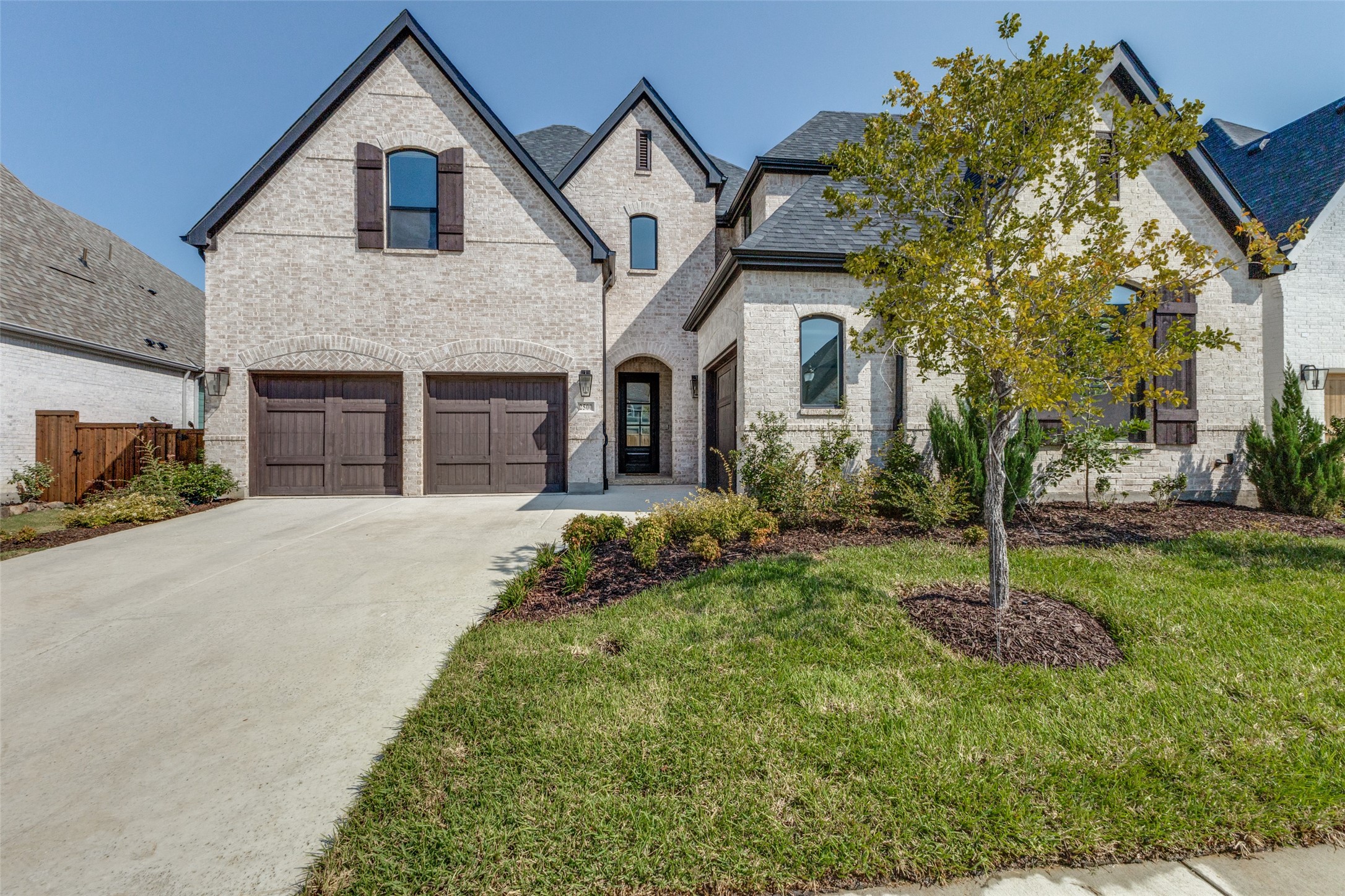 2500 Whitewood Drive