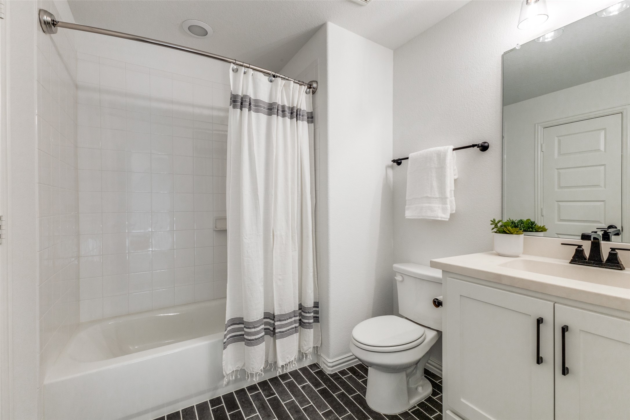 2500 Whitewood Drive