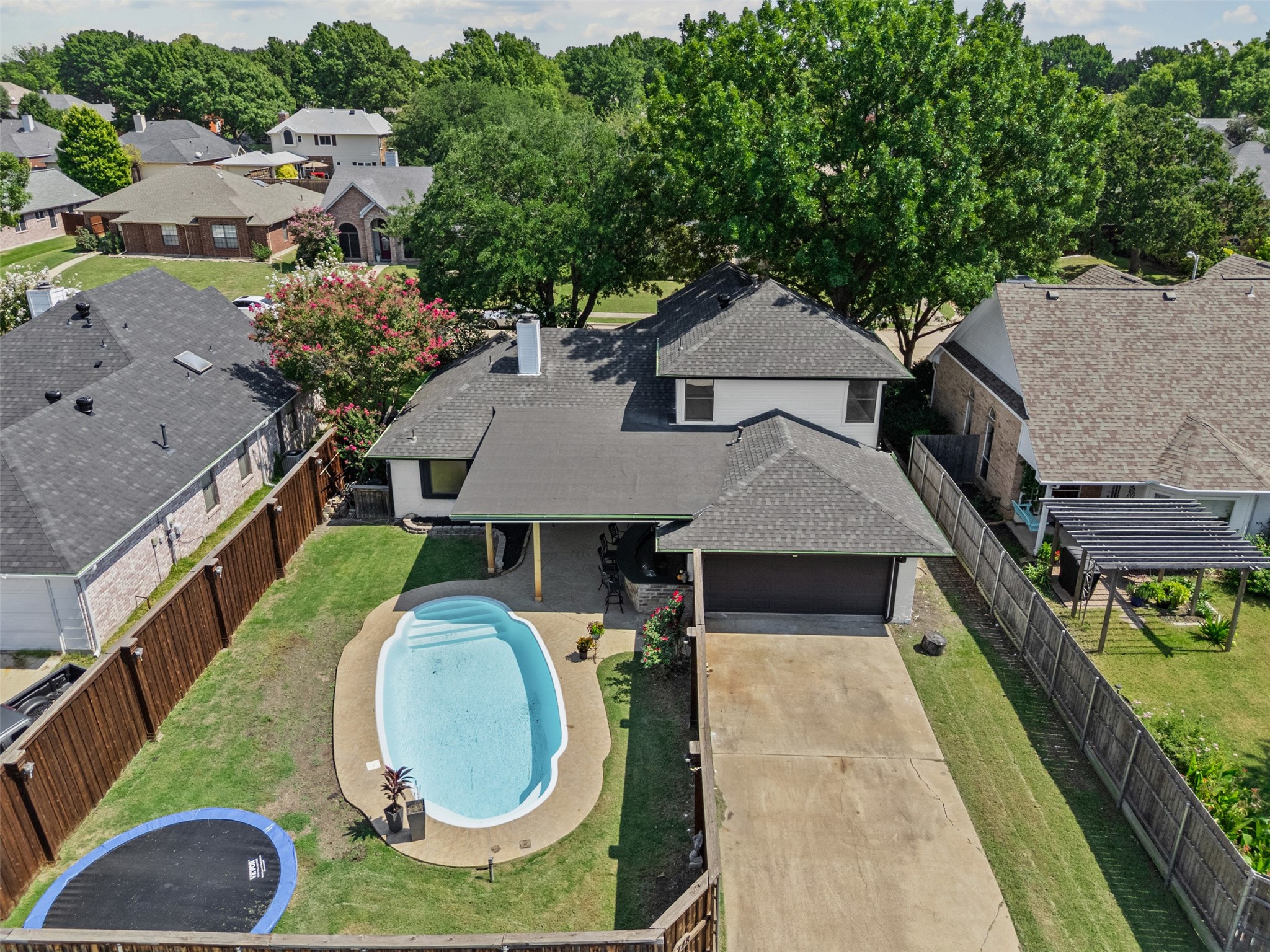 748 Livingston Drive