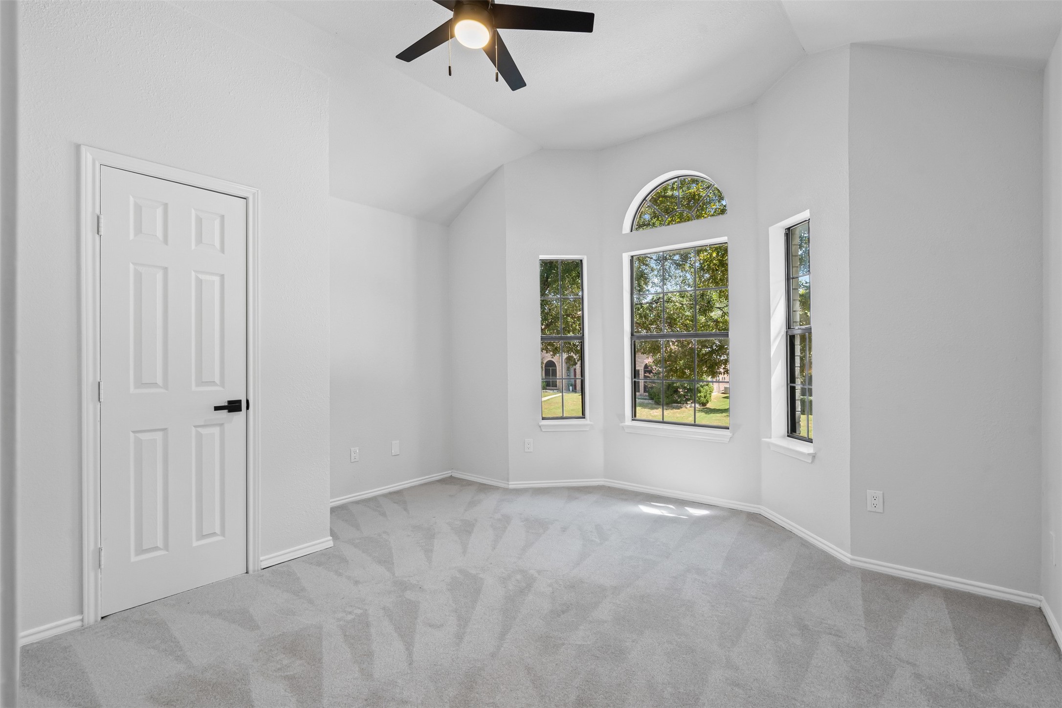 748 Livingston Drive