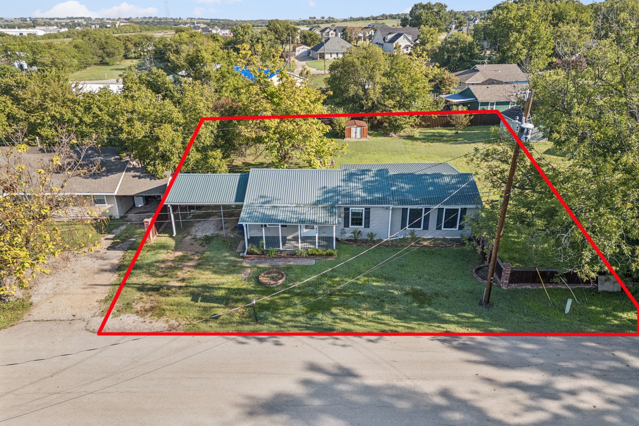 406 E Maple Street
