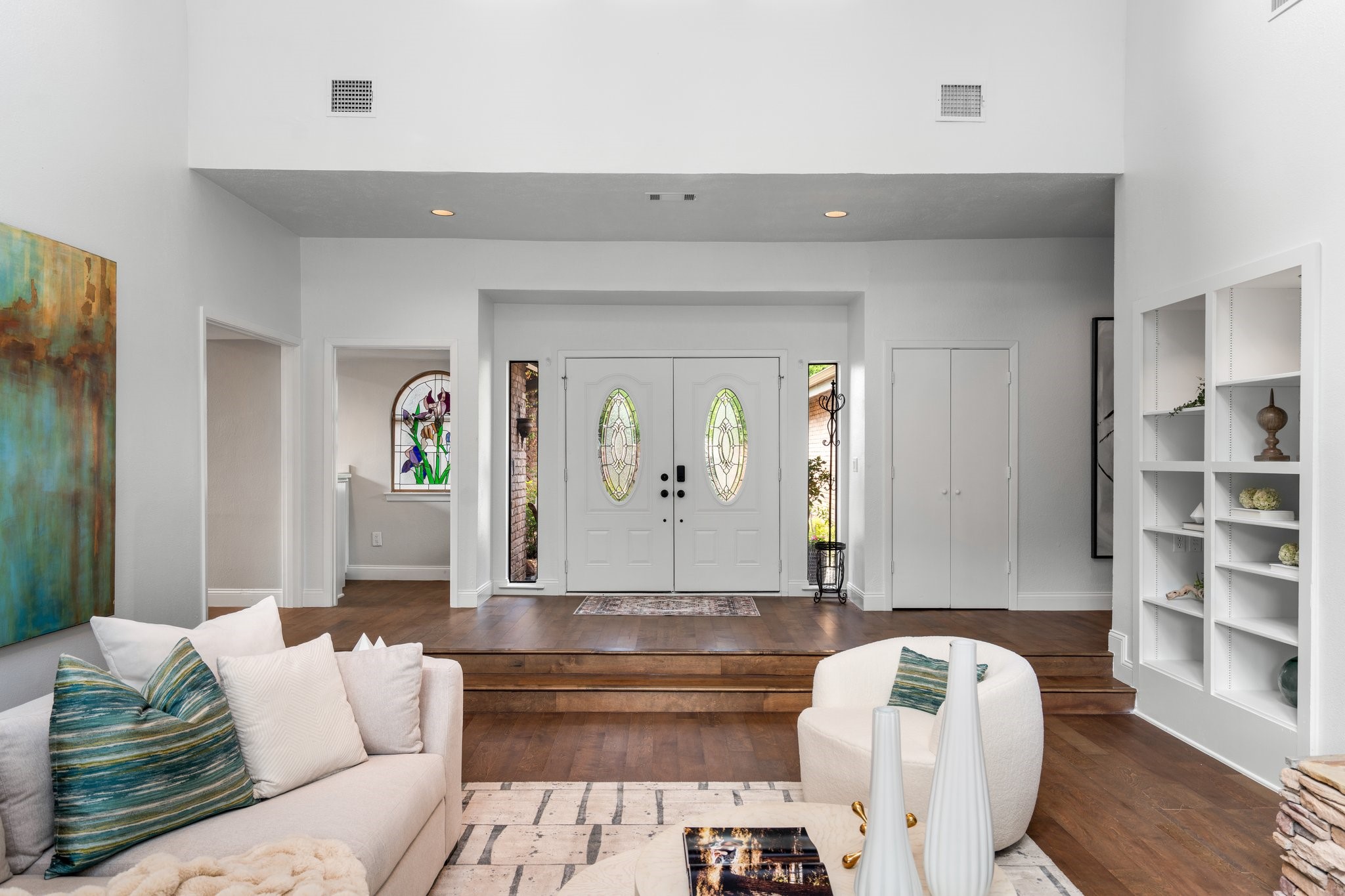 5325 Seascape Lane
