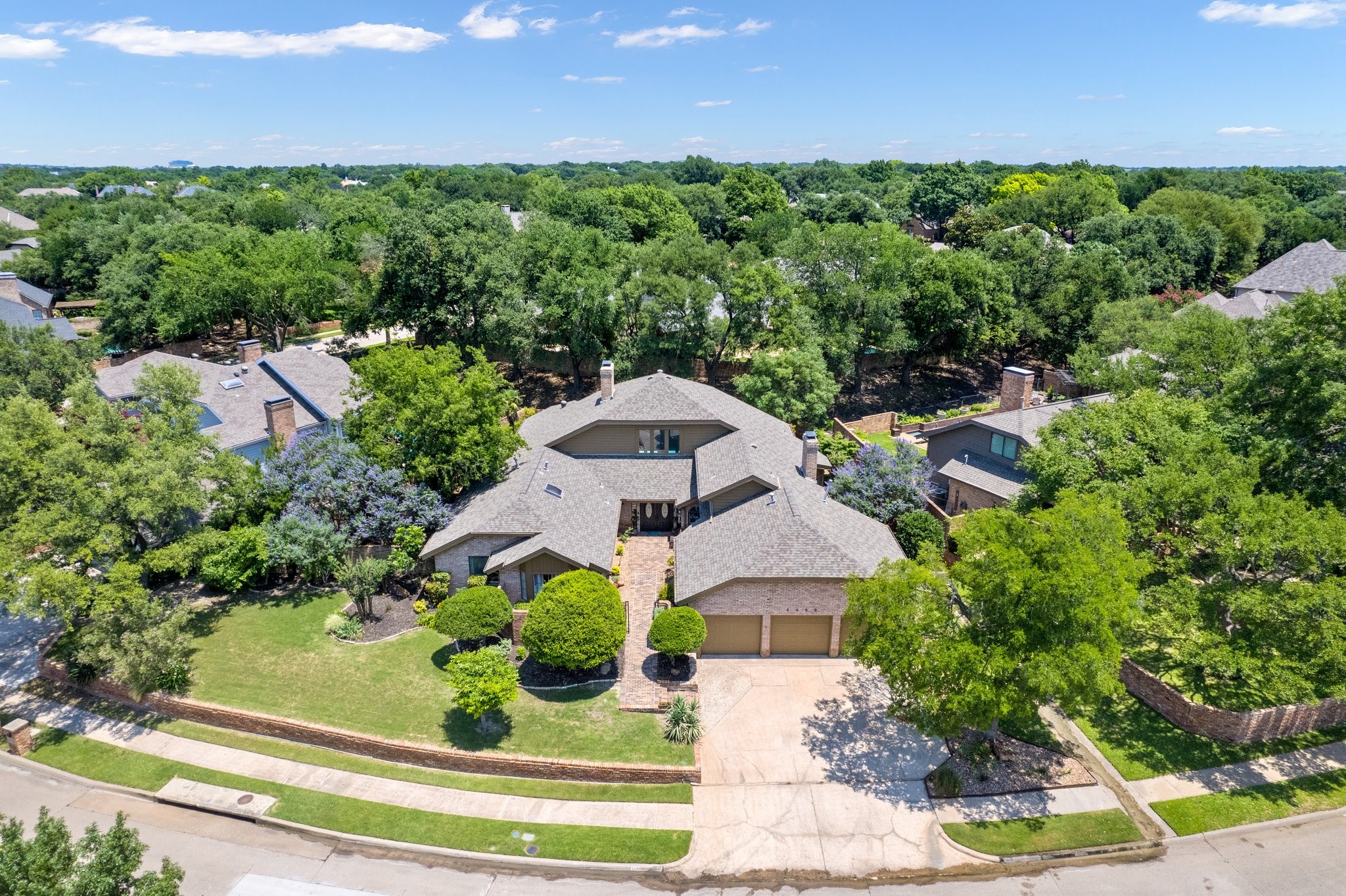 5325 Seascape Lane
