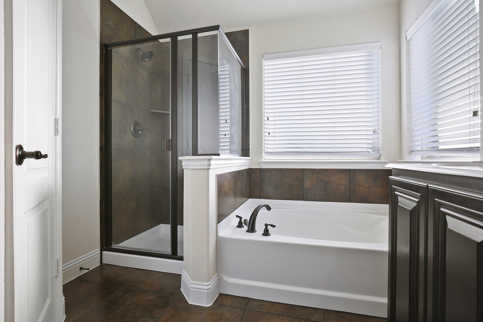 4906 Liberty Hill Trail
