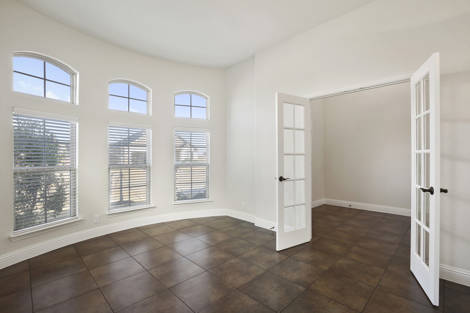 4906 Liberty Hill Trail