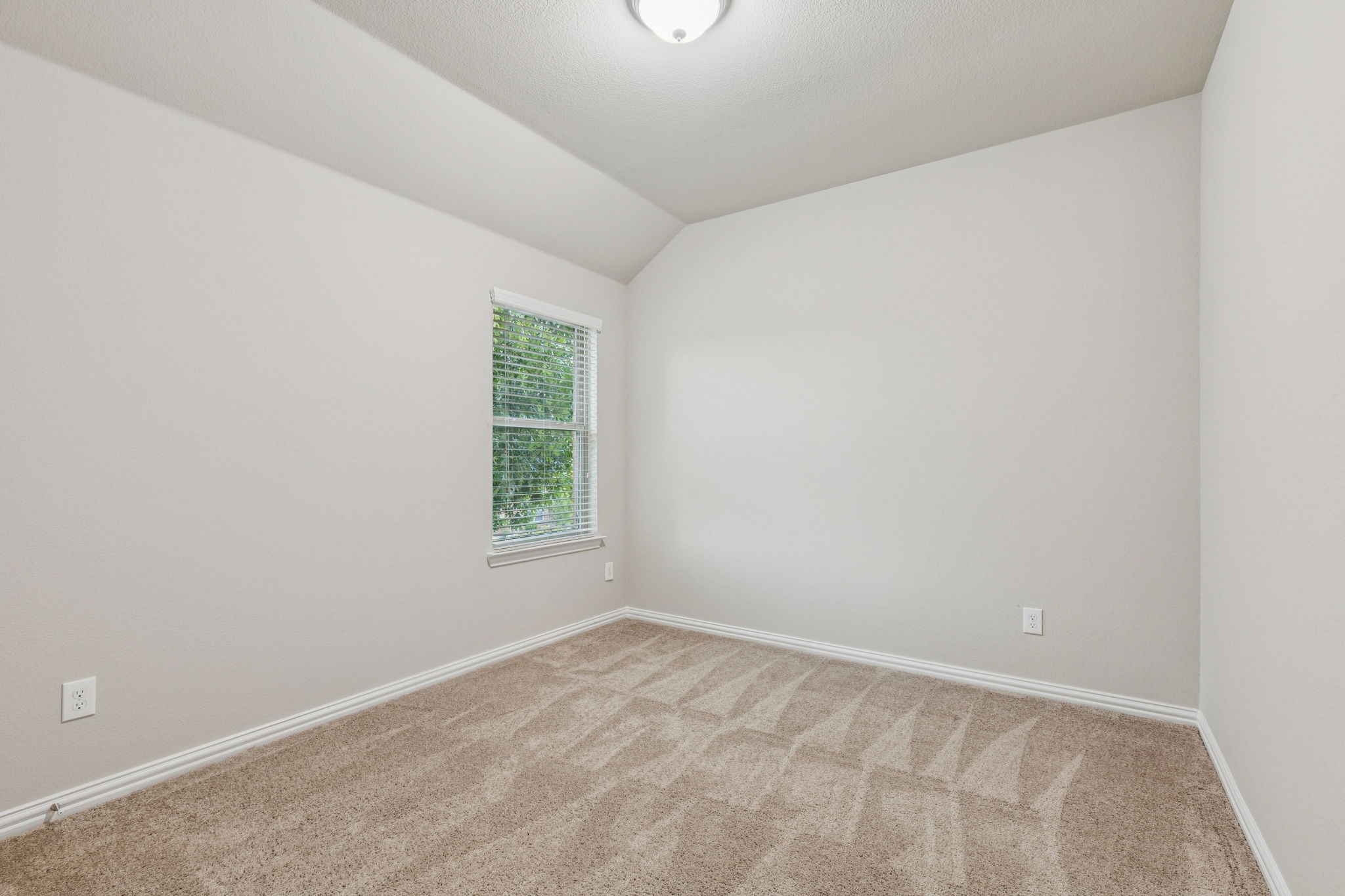 5001 Bluewater Drive
