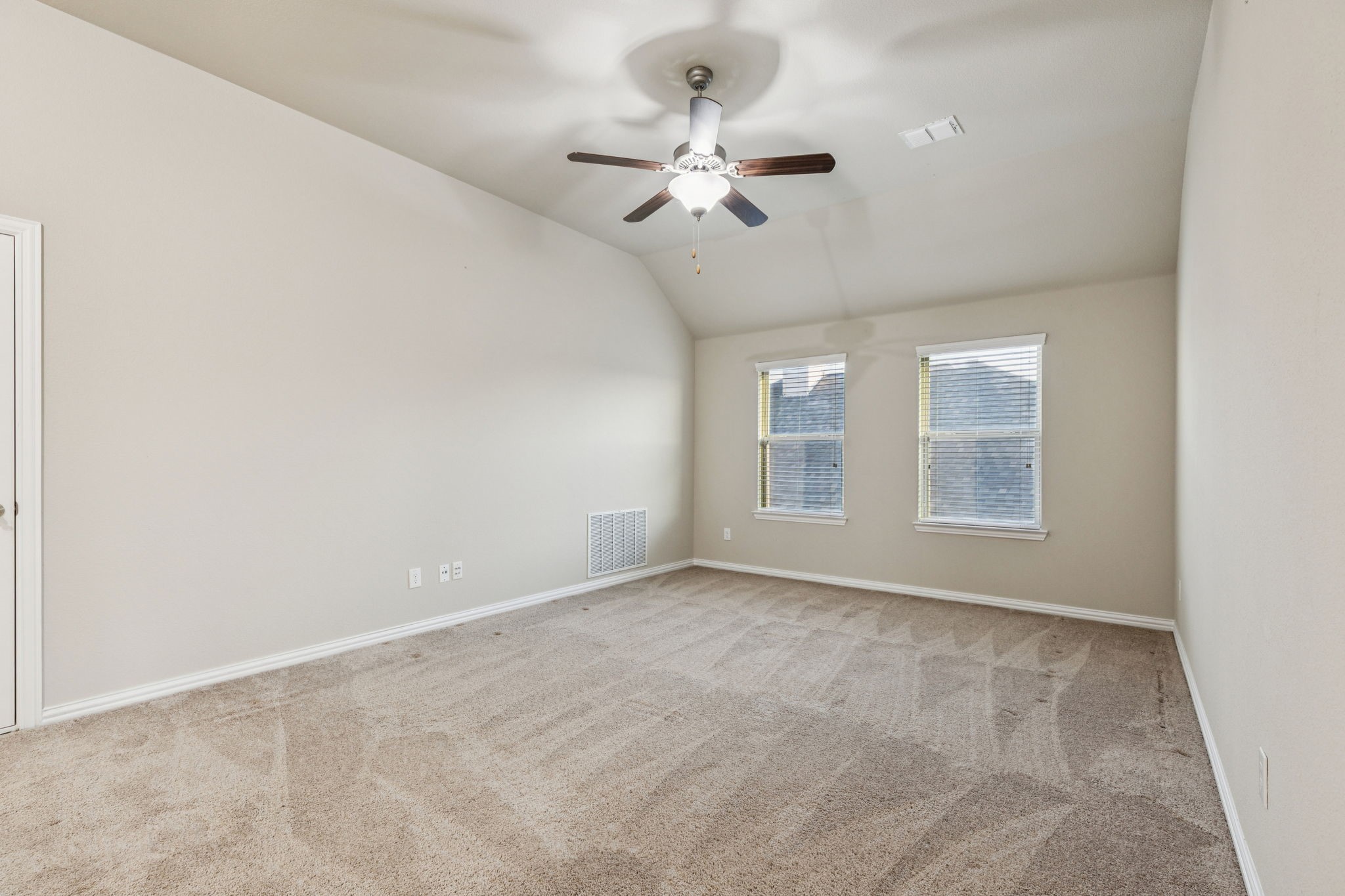 5001 Bluewater Drive