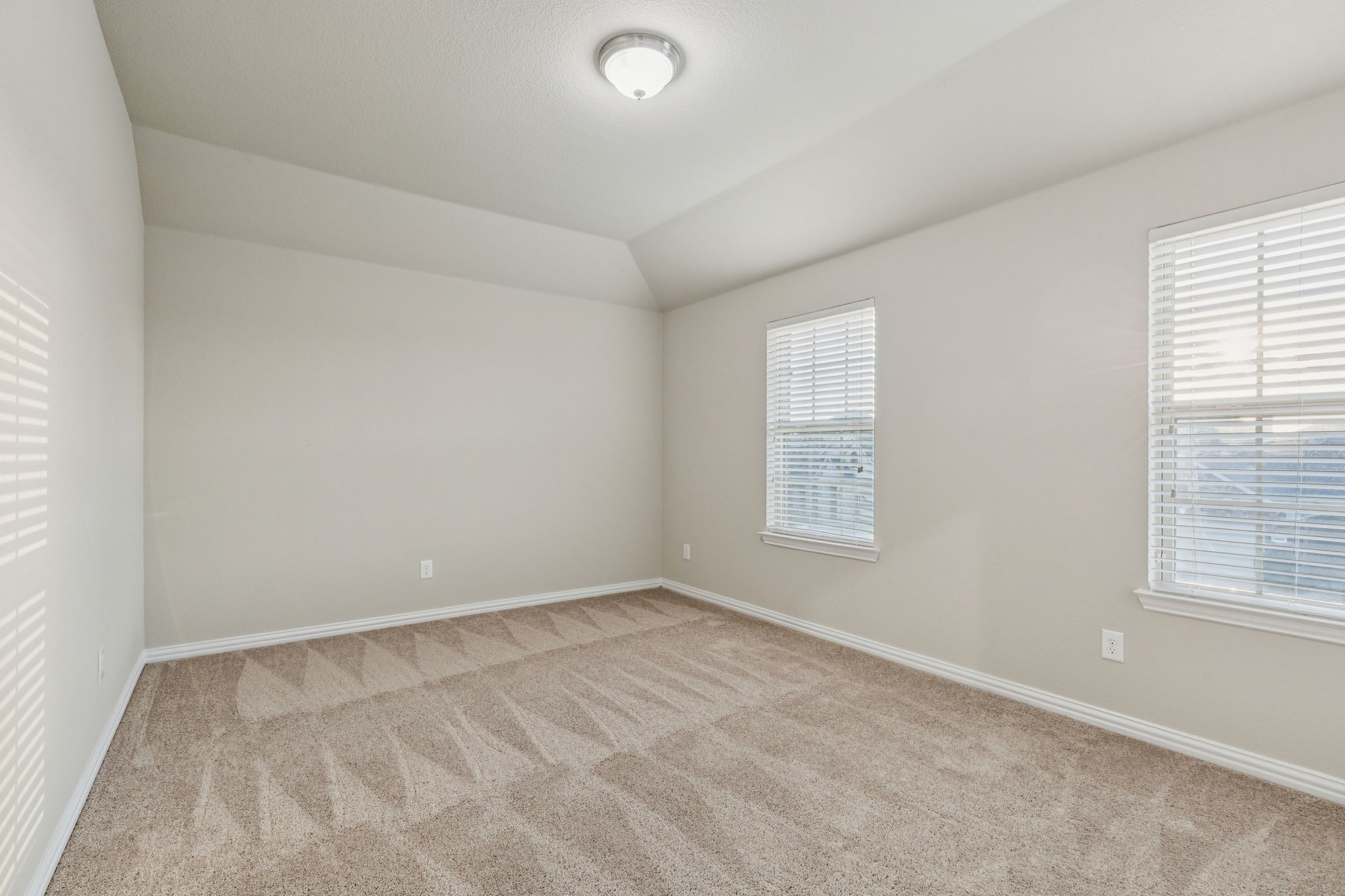 5001 Bluewater Drive
