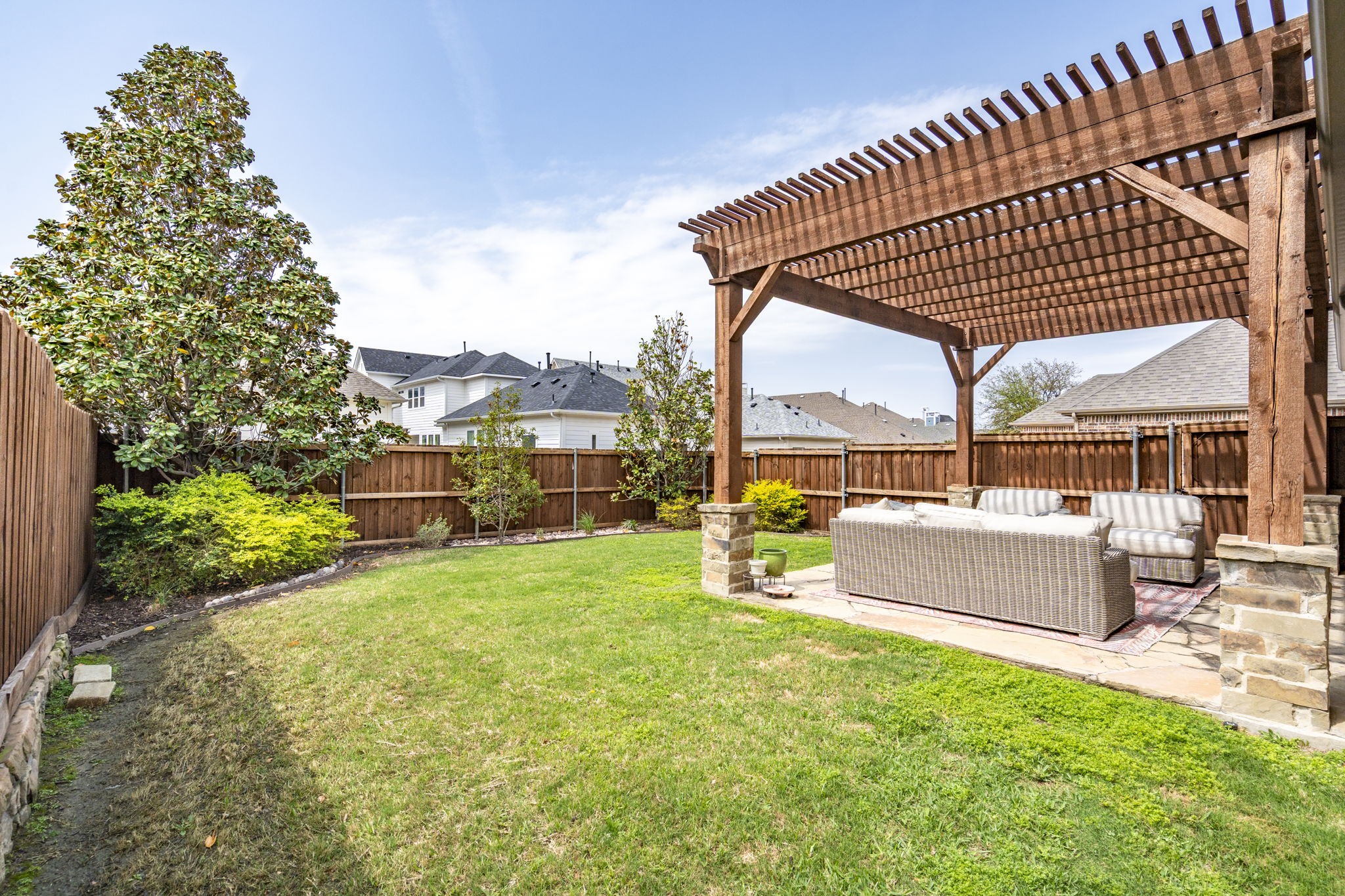 2220 Emerson Lane