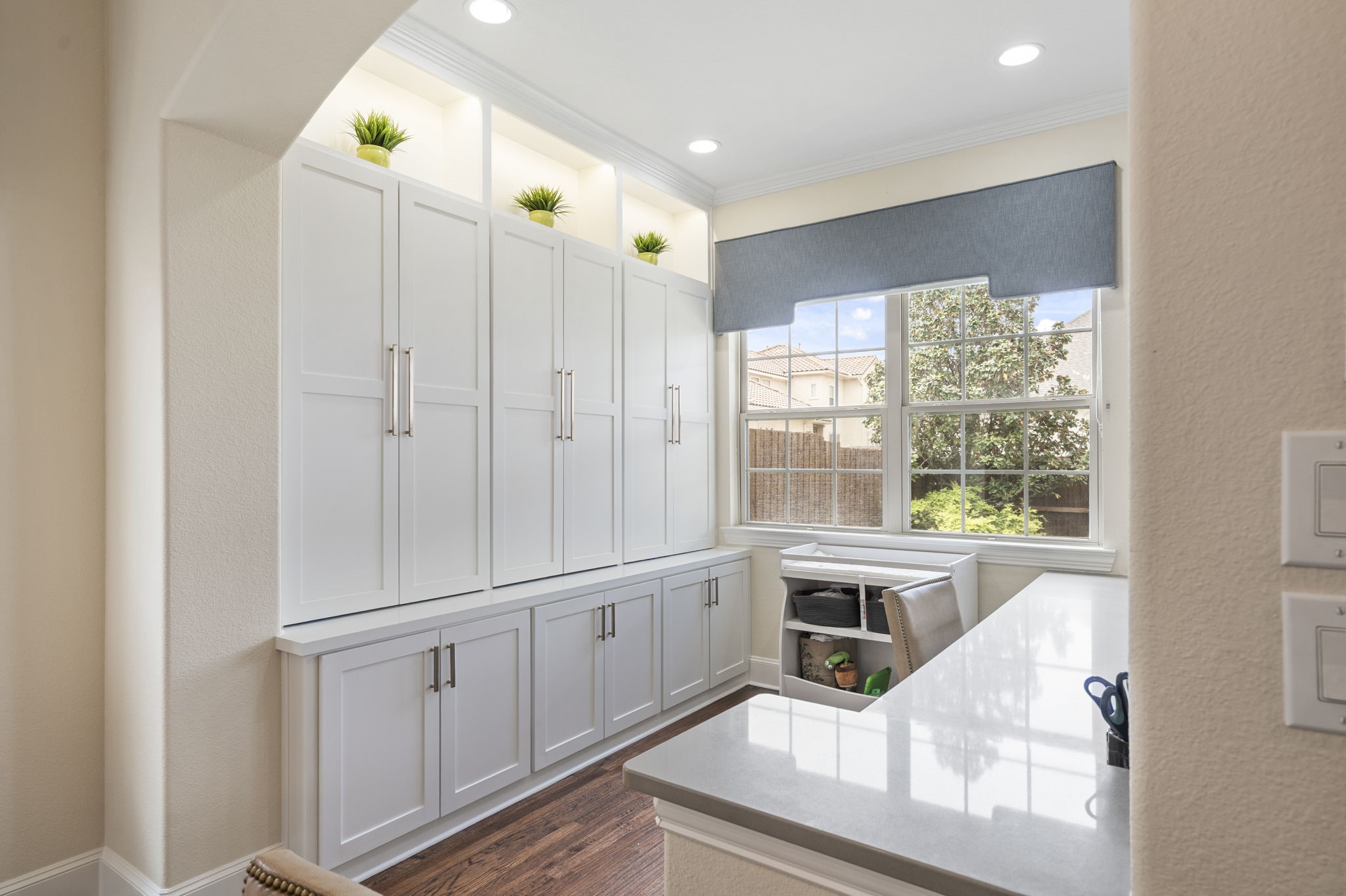 2220 Emerson Lane