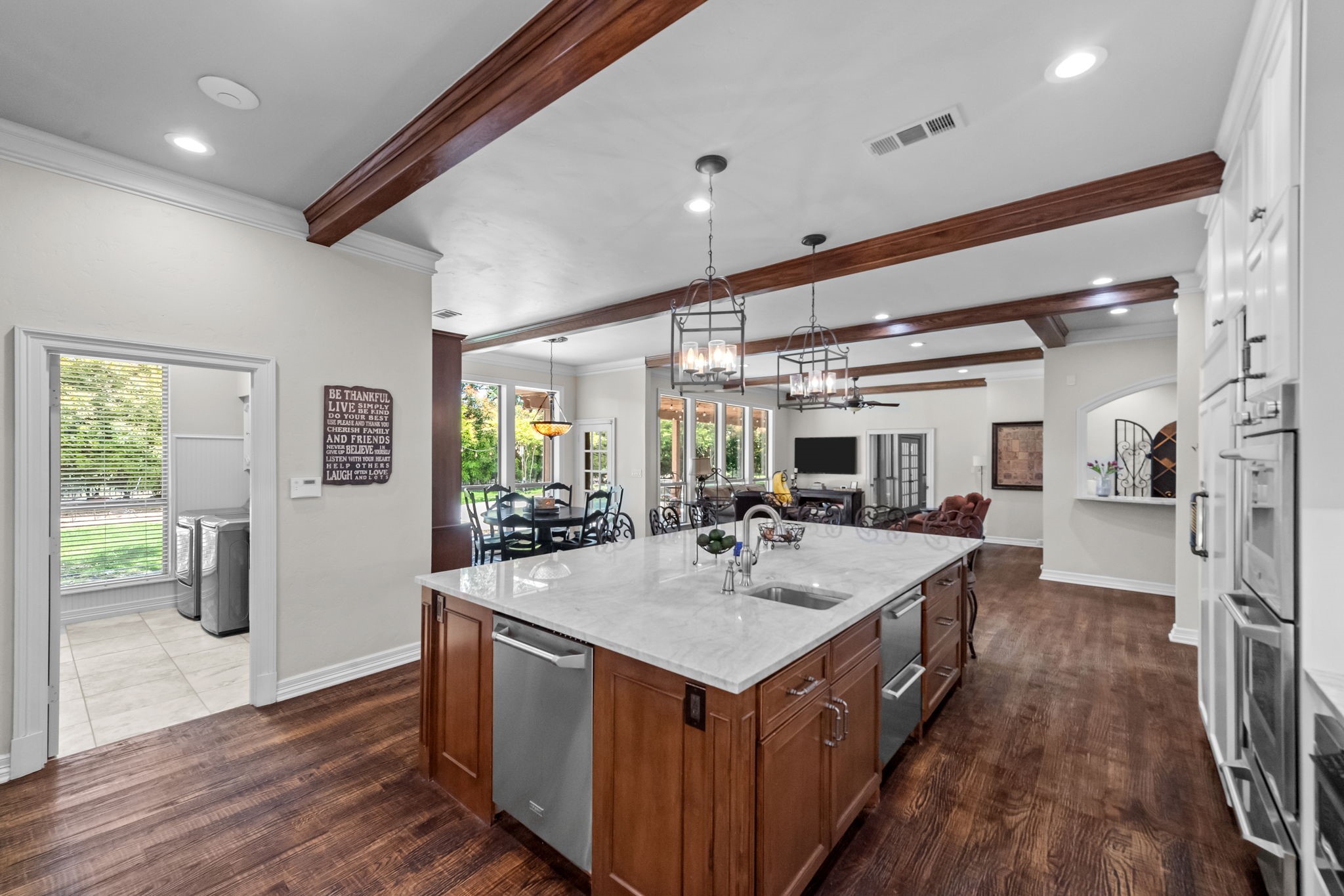 2020 Crown Knoll Lane