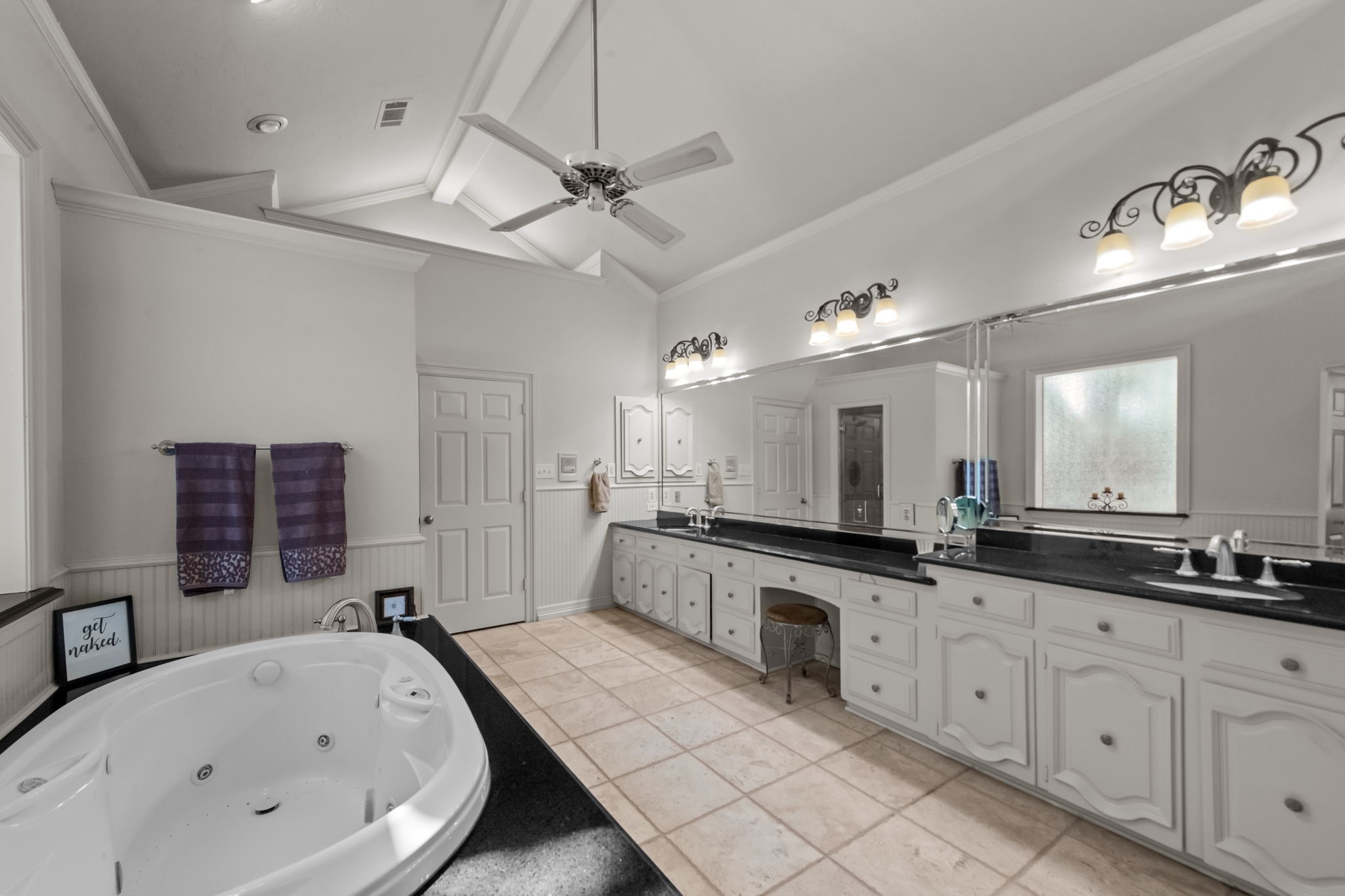 2020 Crown Knoll Lane