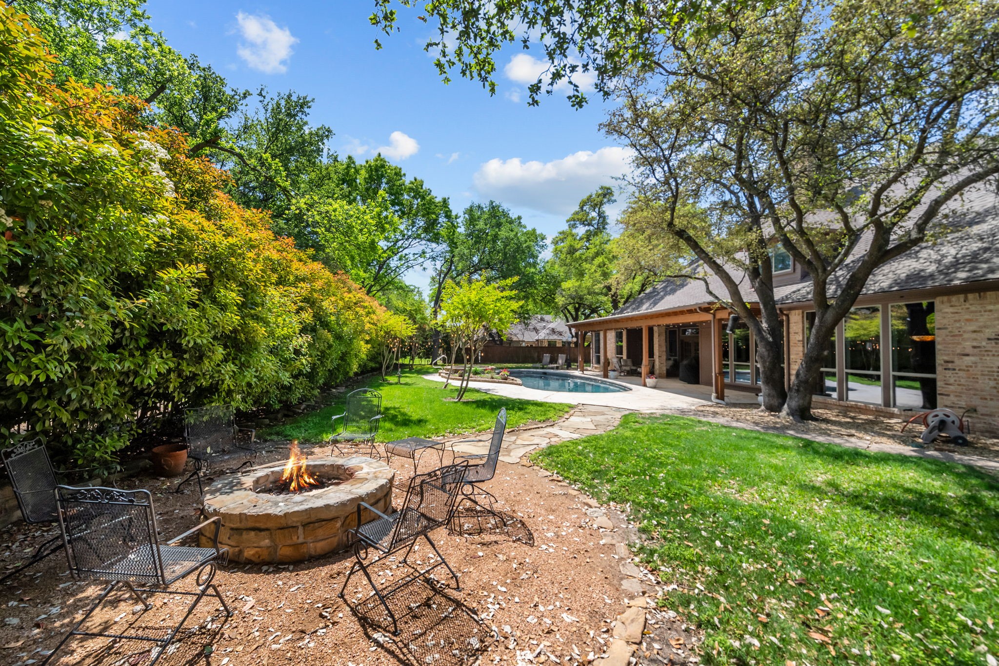 2020 Crown Knoll Lane