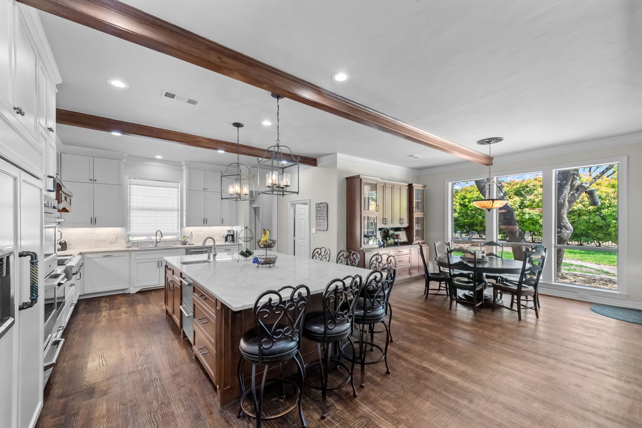 2020 Crown Knoll Lane