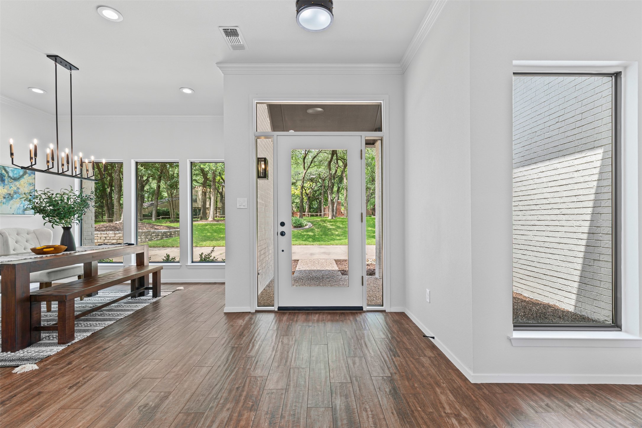 2109 Greta Lane