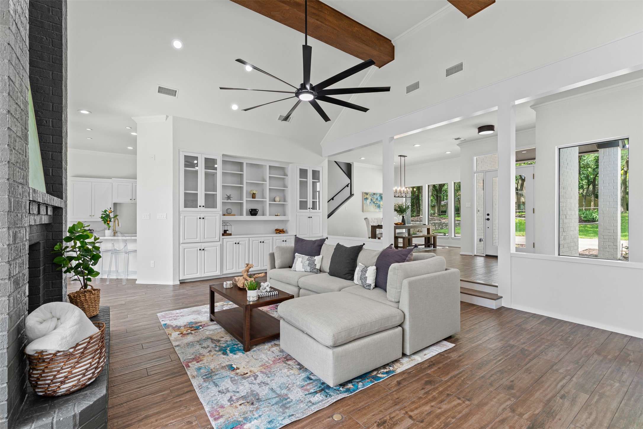 2109 Greta Lane
