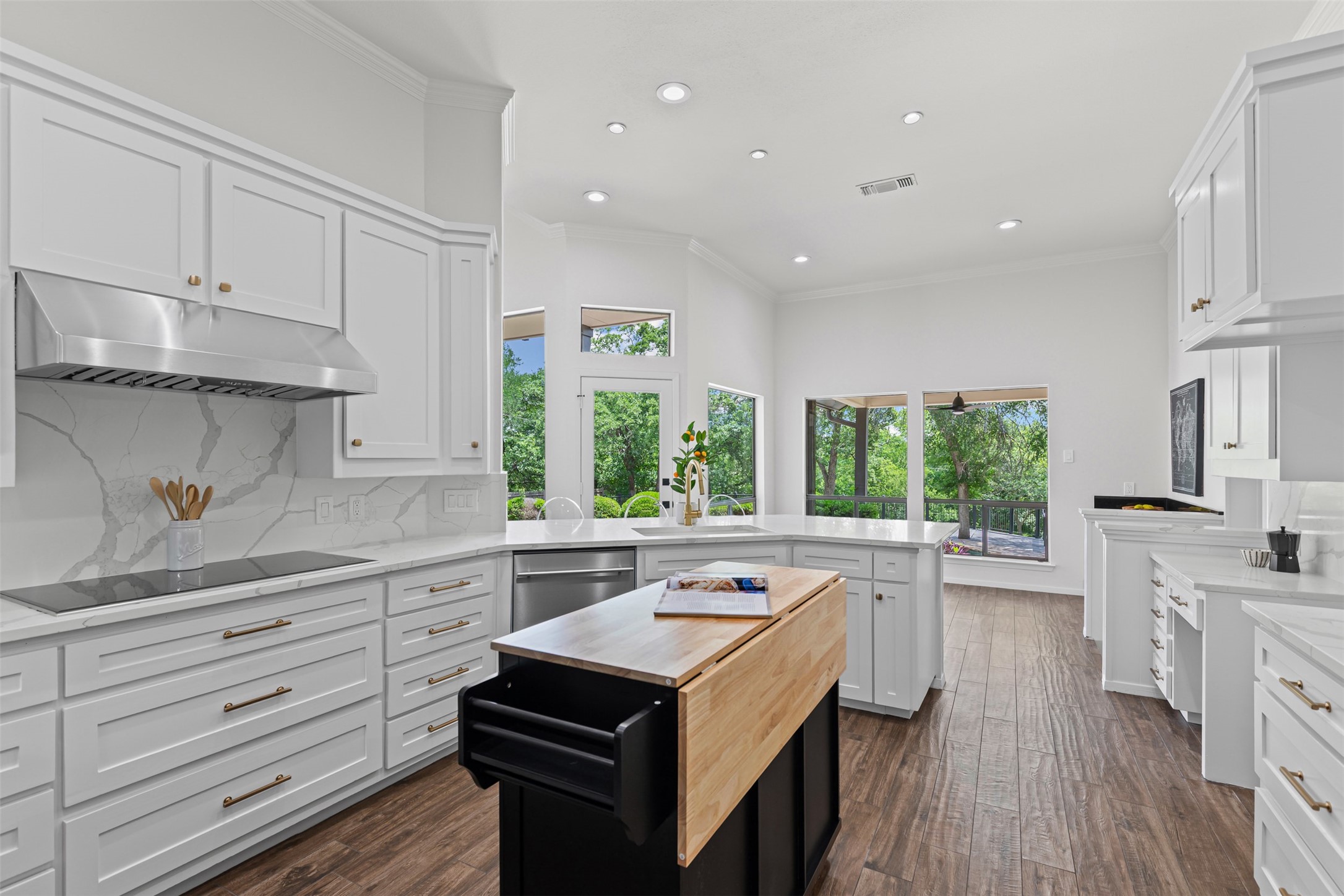 2109 Greta Lane