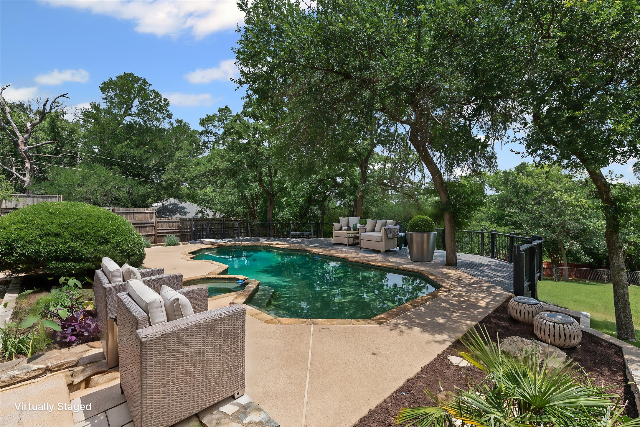 2109 Greta Lane