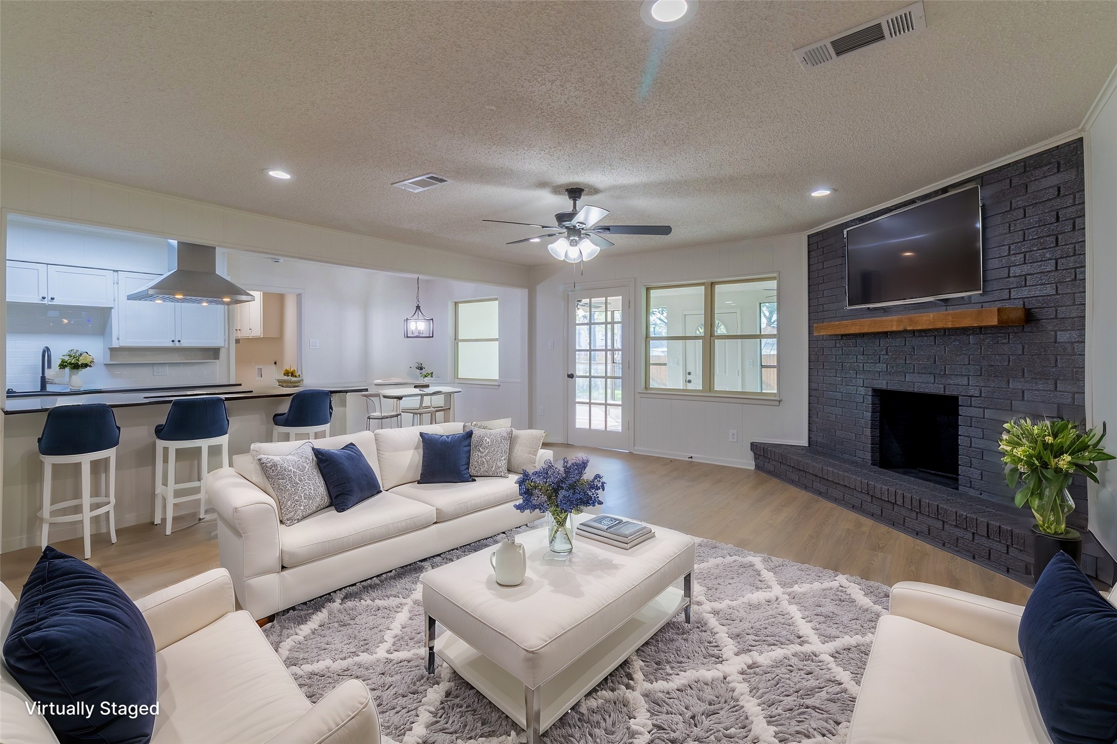 6192 Wrigley Way