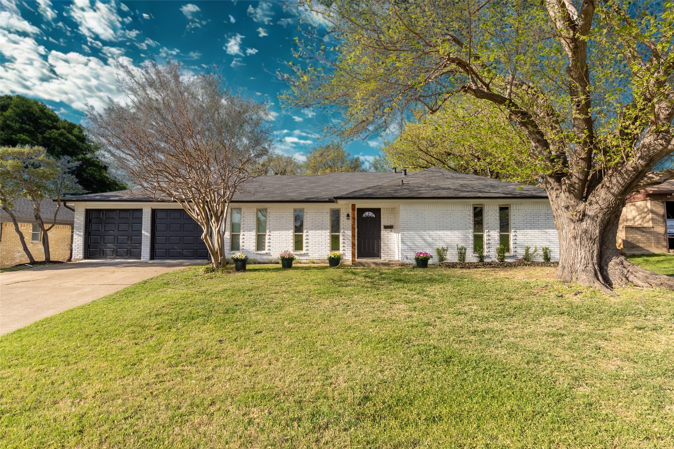 6192 Wrigley Way