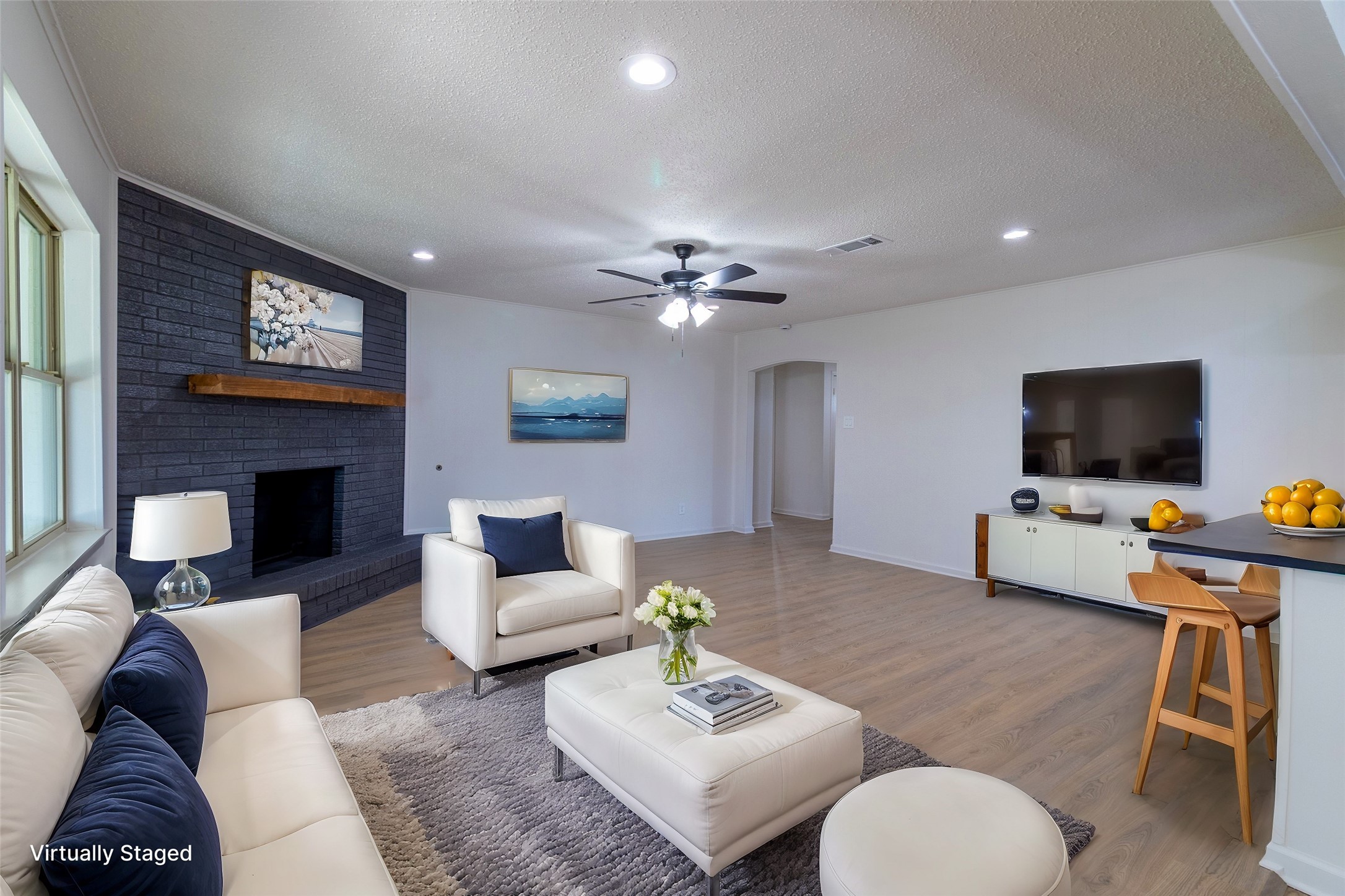 6192 Wrigley Way