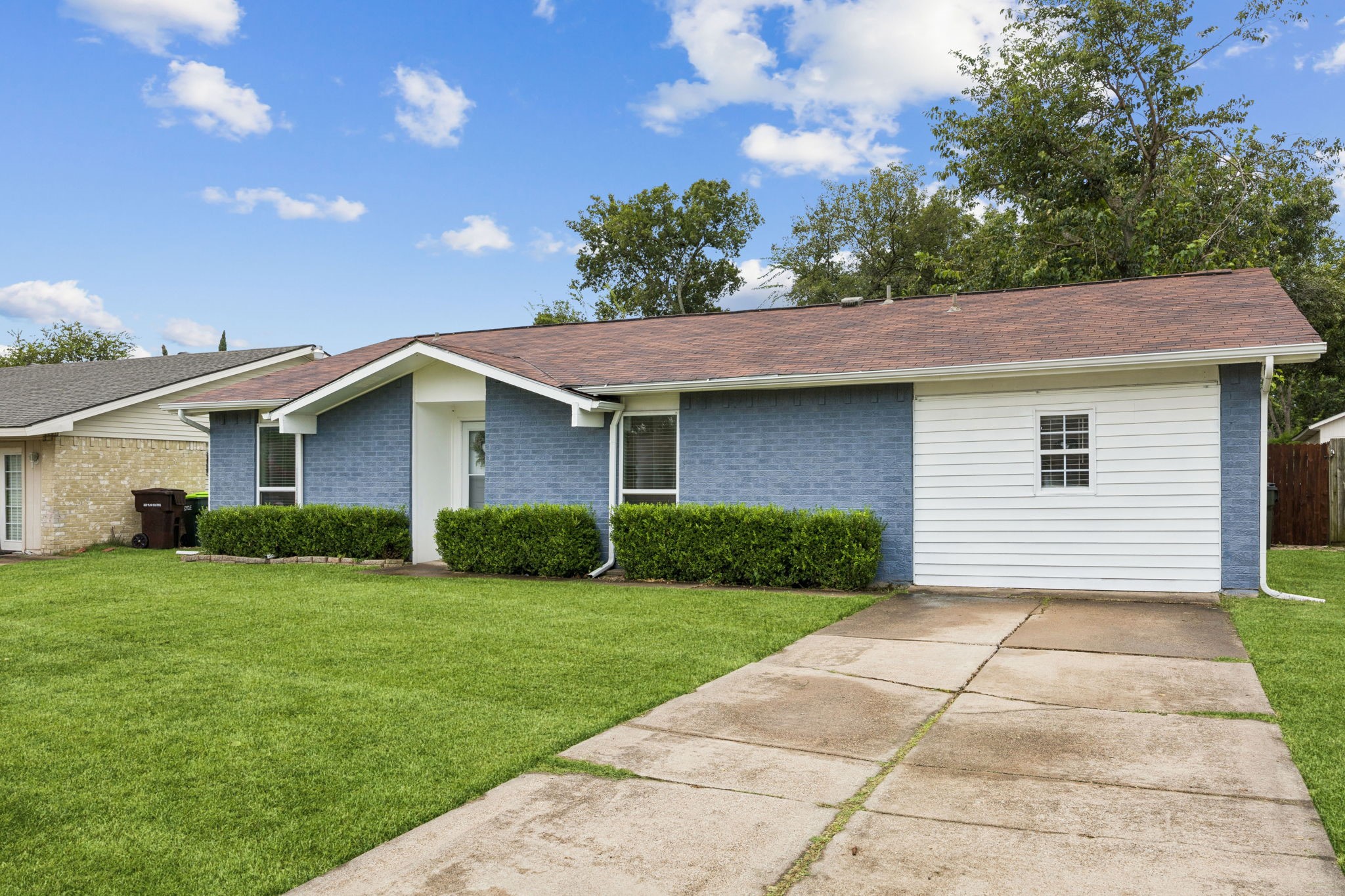 1716 Armstrong Drive