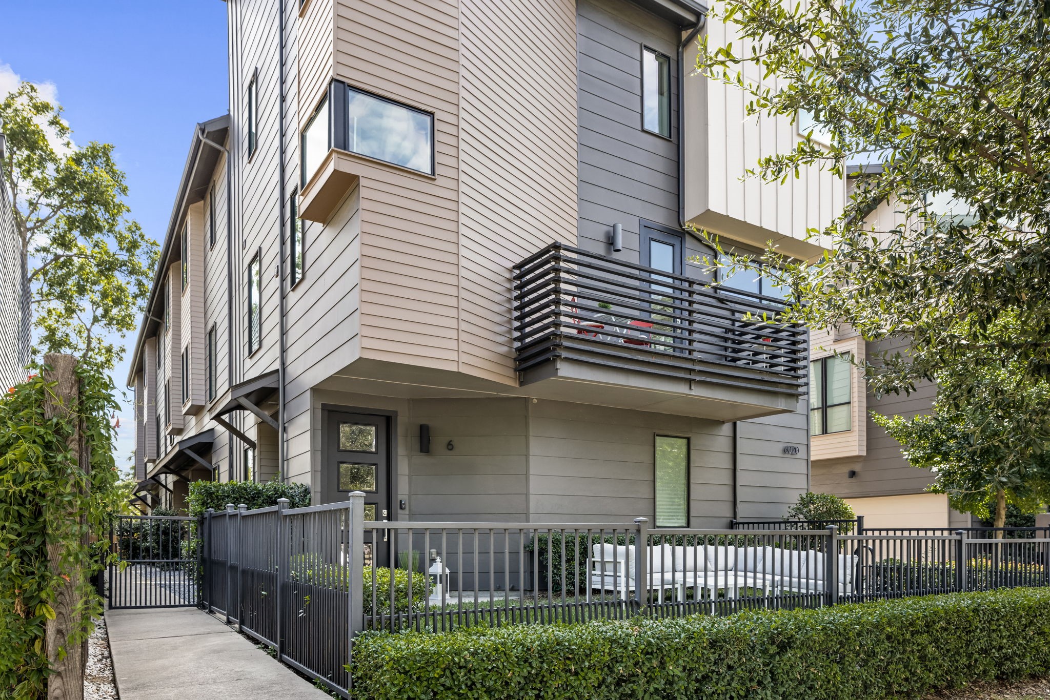 6020 Hudson 6