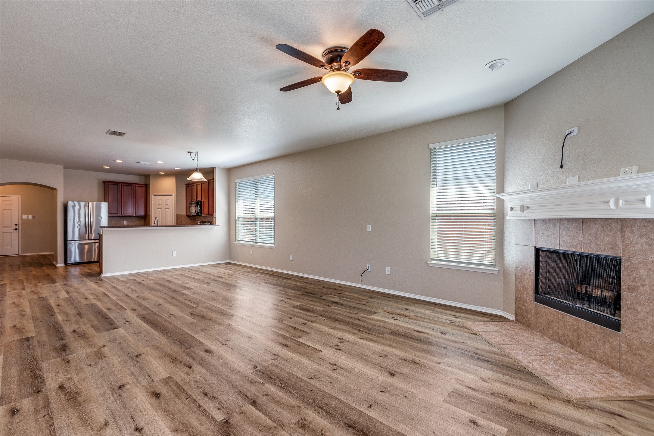 512 Fisherman Trail