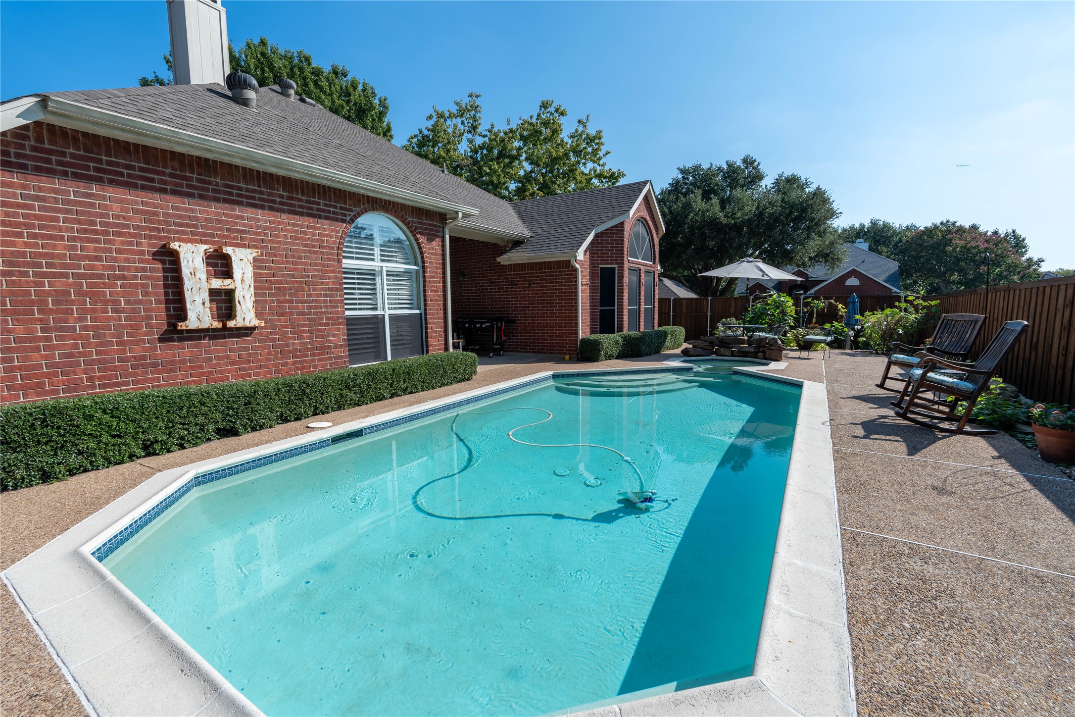 901 Drake Trail