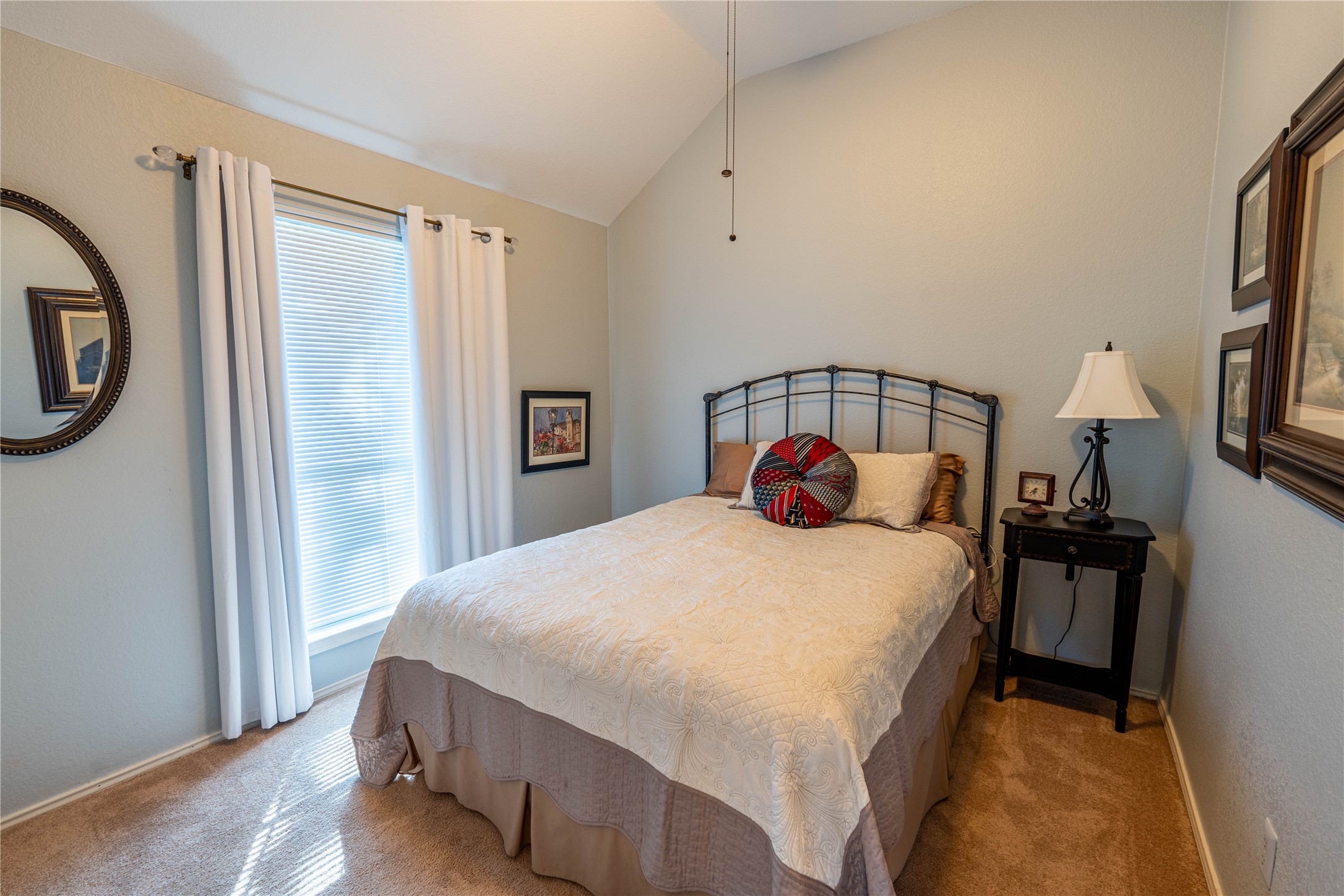 901 Drake Trail