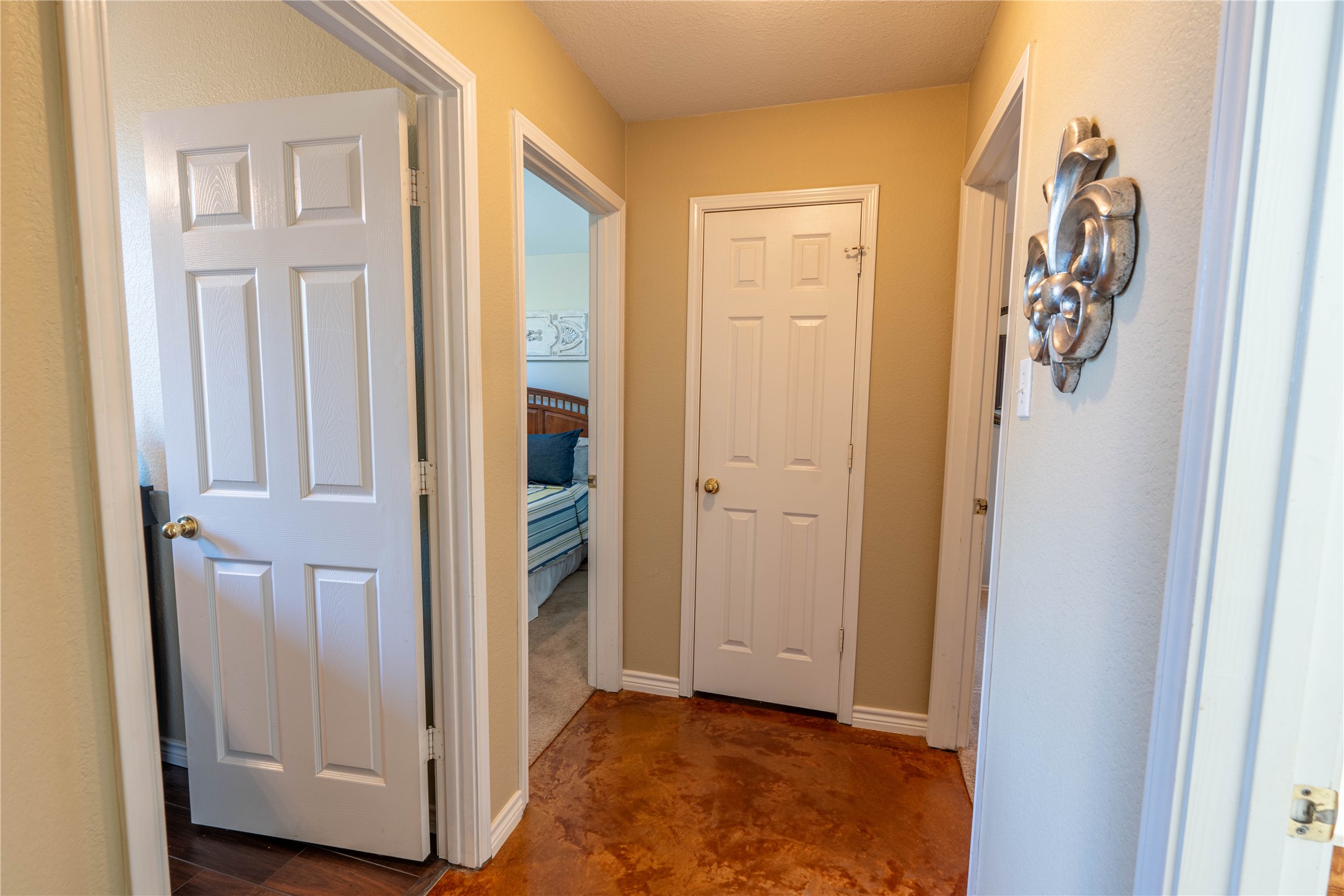 901 Drake Trail